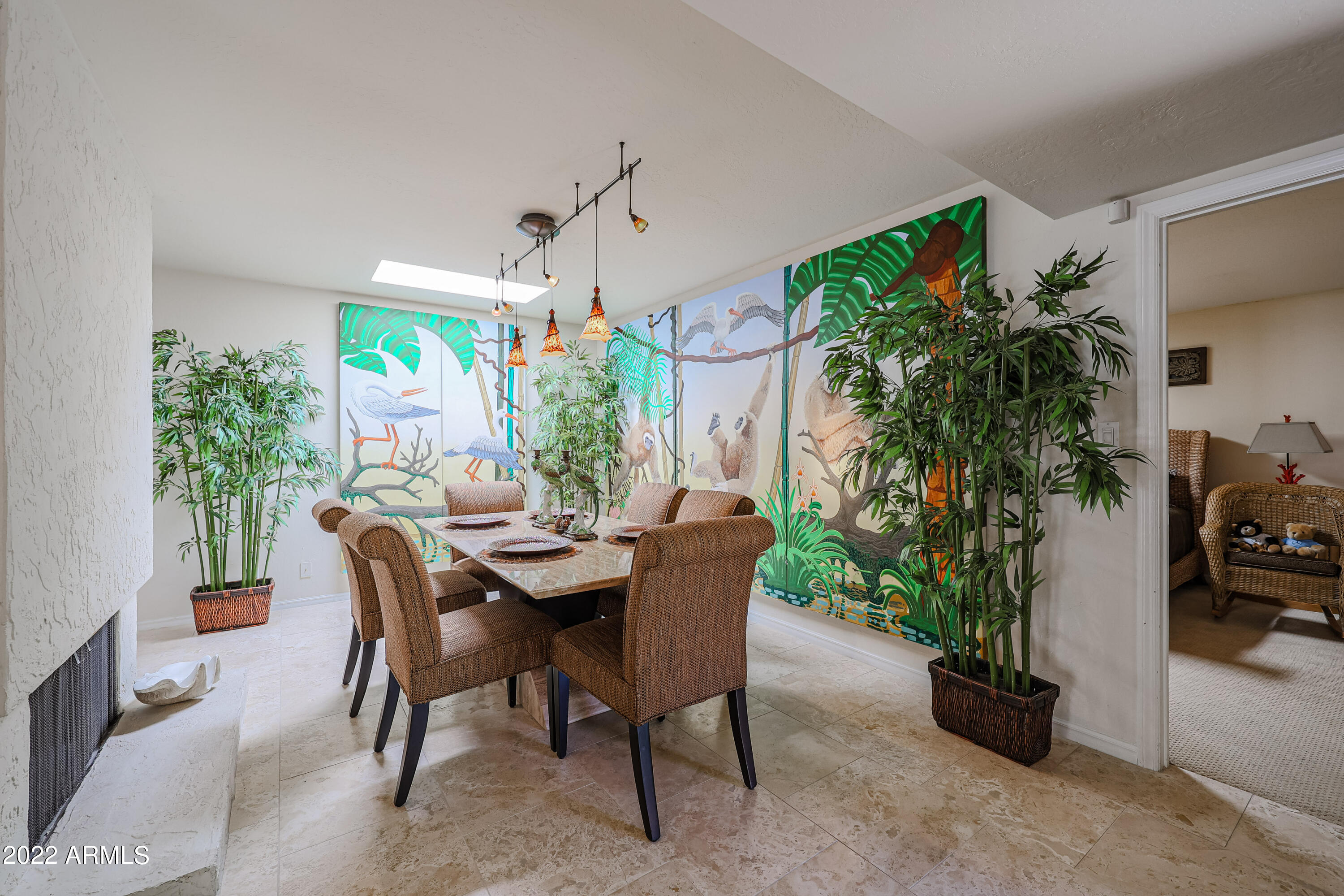 1029 W Cactus Wren Drive