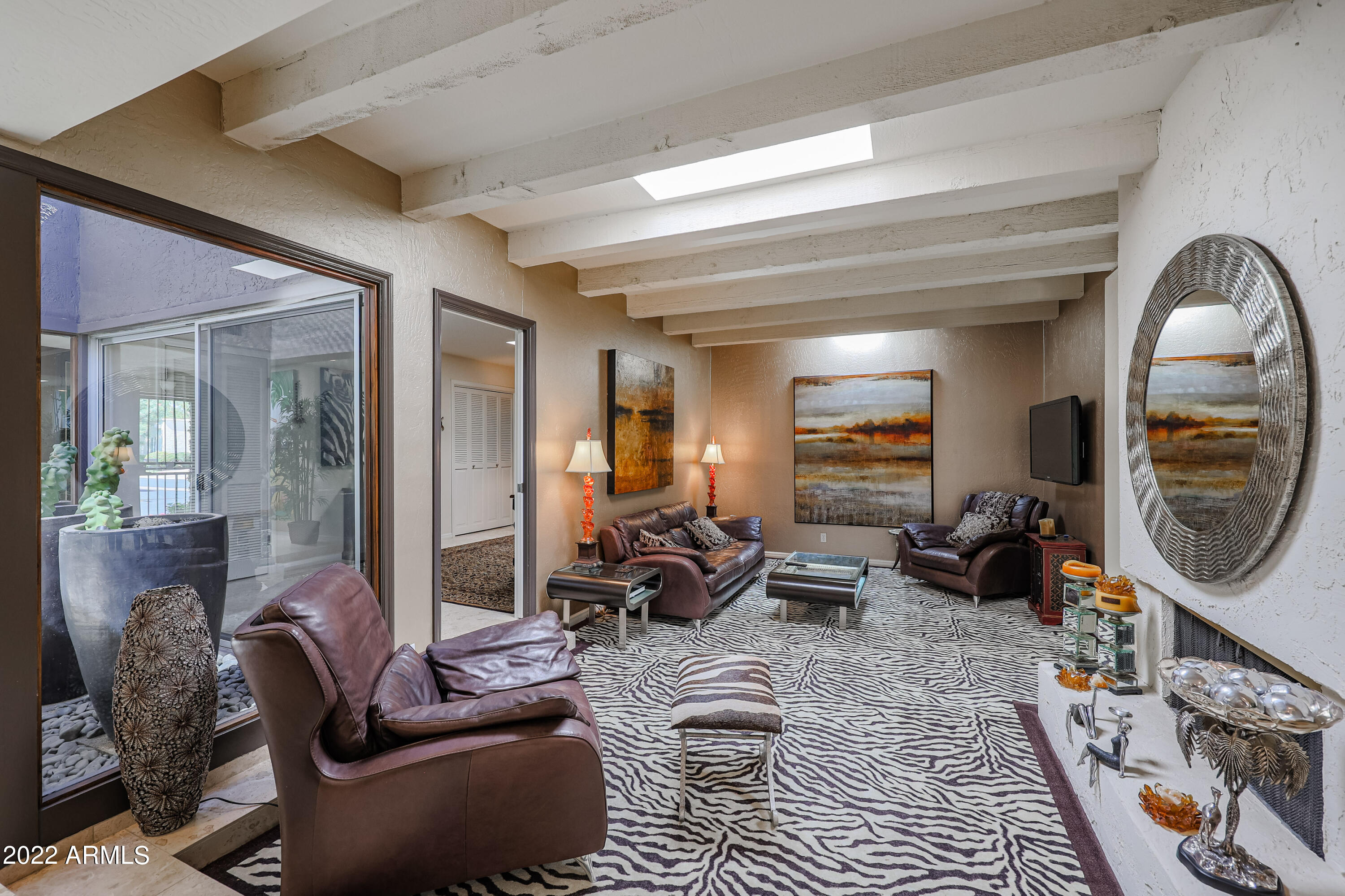 1029 W Cactus Wren Drive
