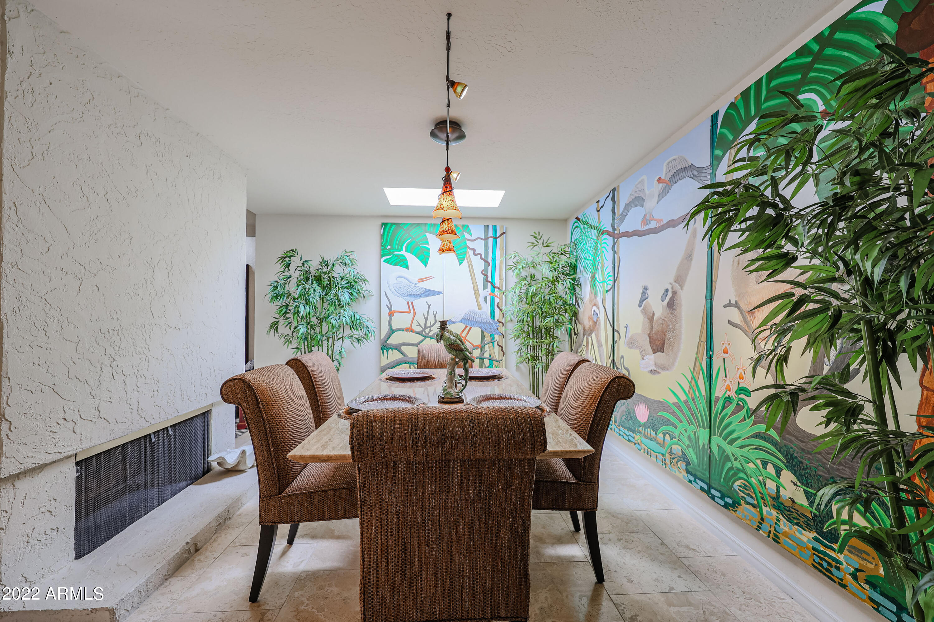 1029 W Cactus Wren Drive