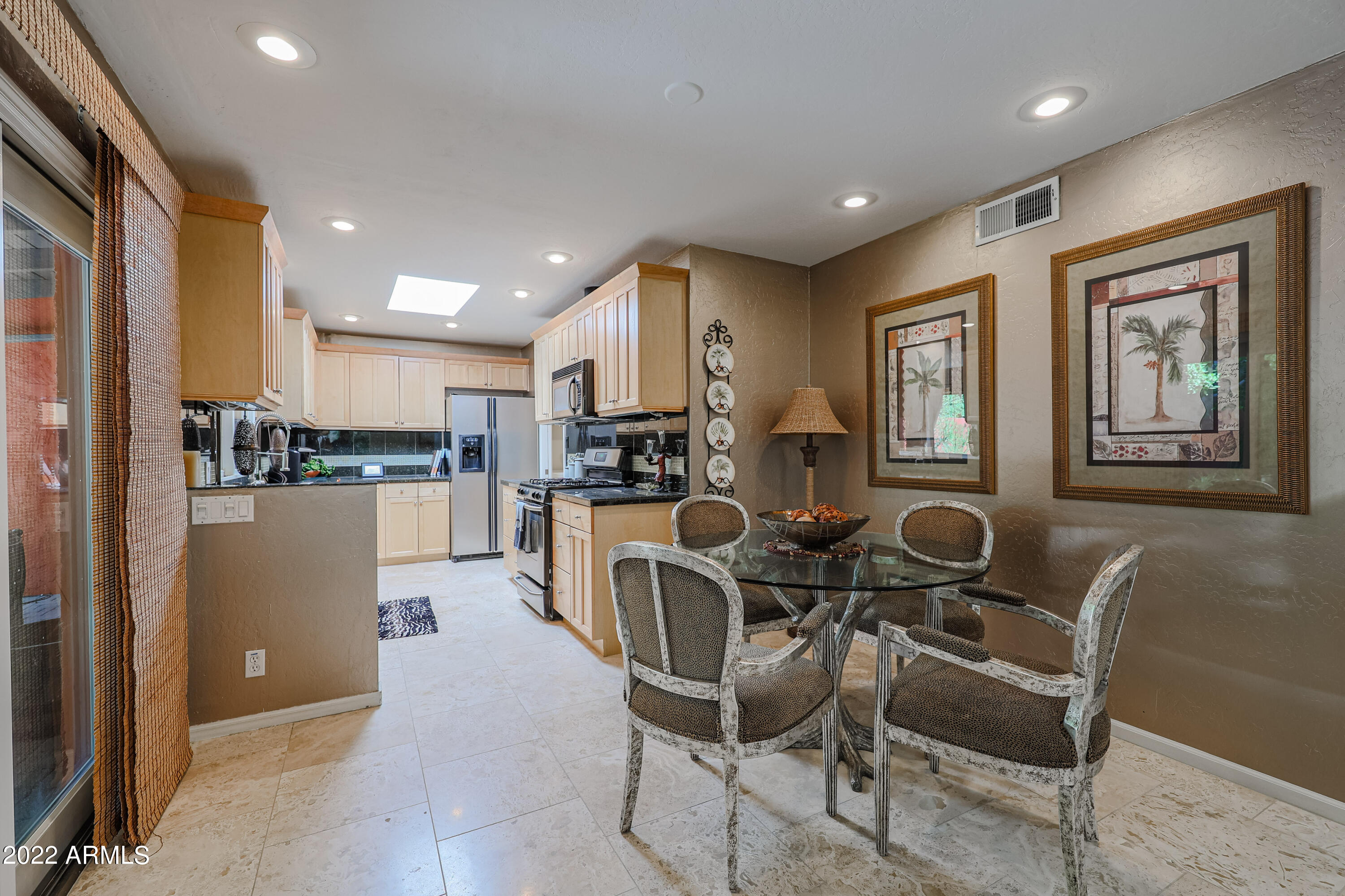 1029 W Cactus Wren Drive