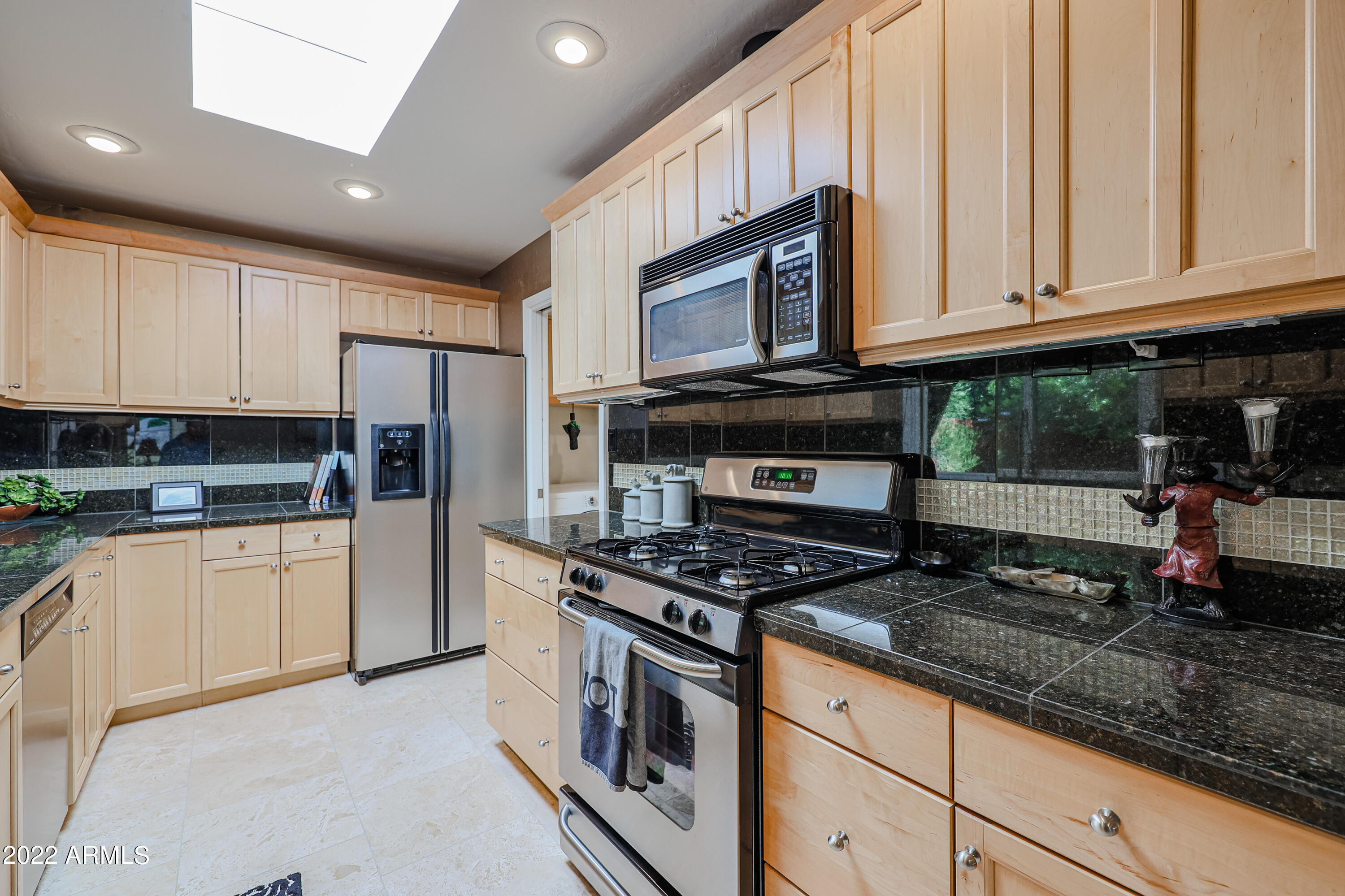 1029 W Cactus Wren Drive