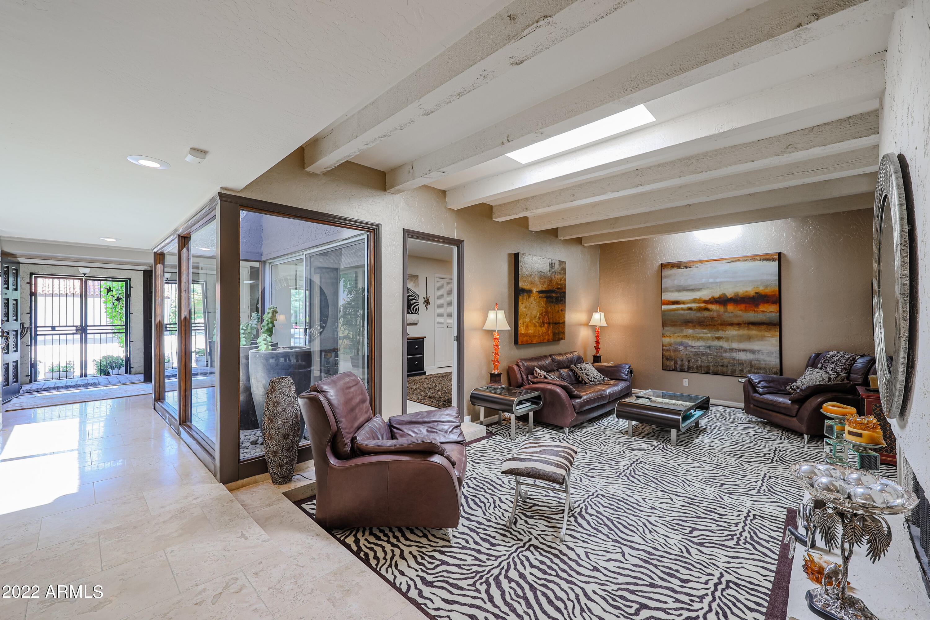 1029 W Cactus Wren Drive
