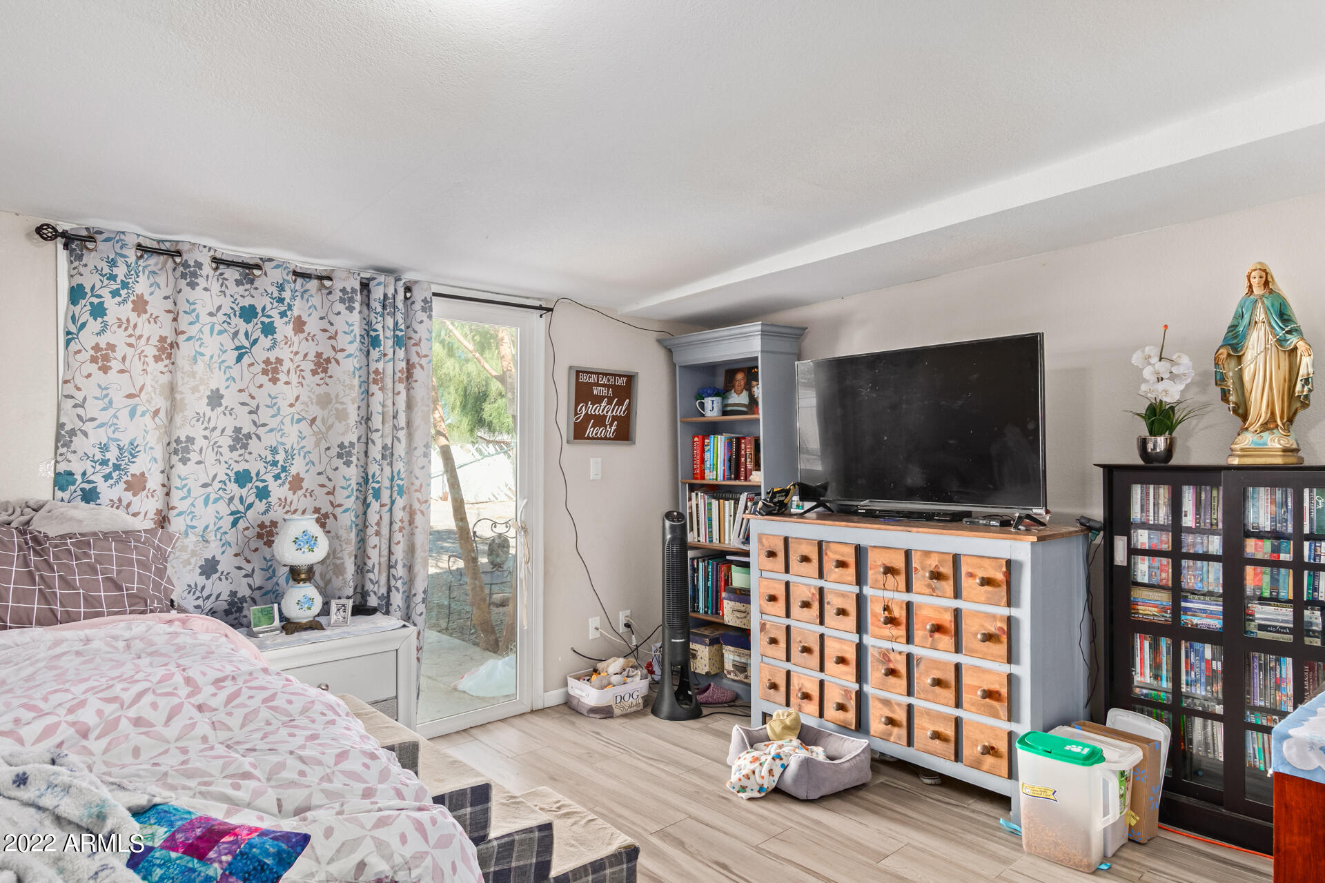 437 N 96TH Place