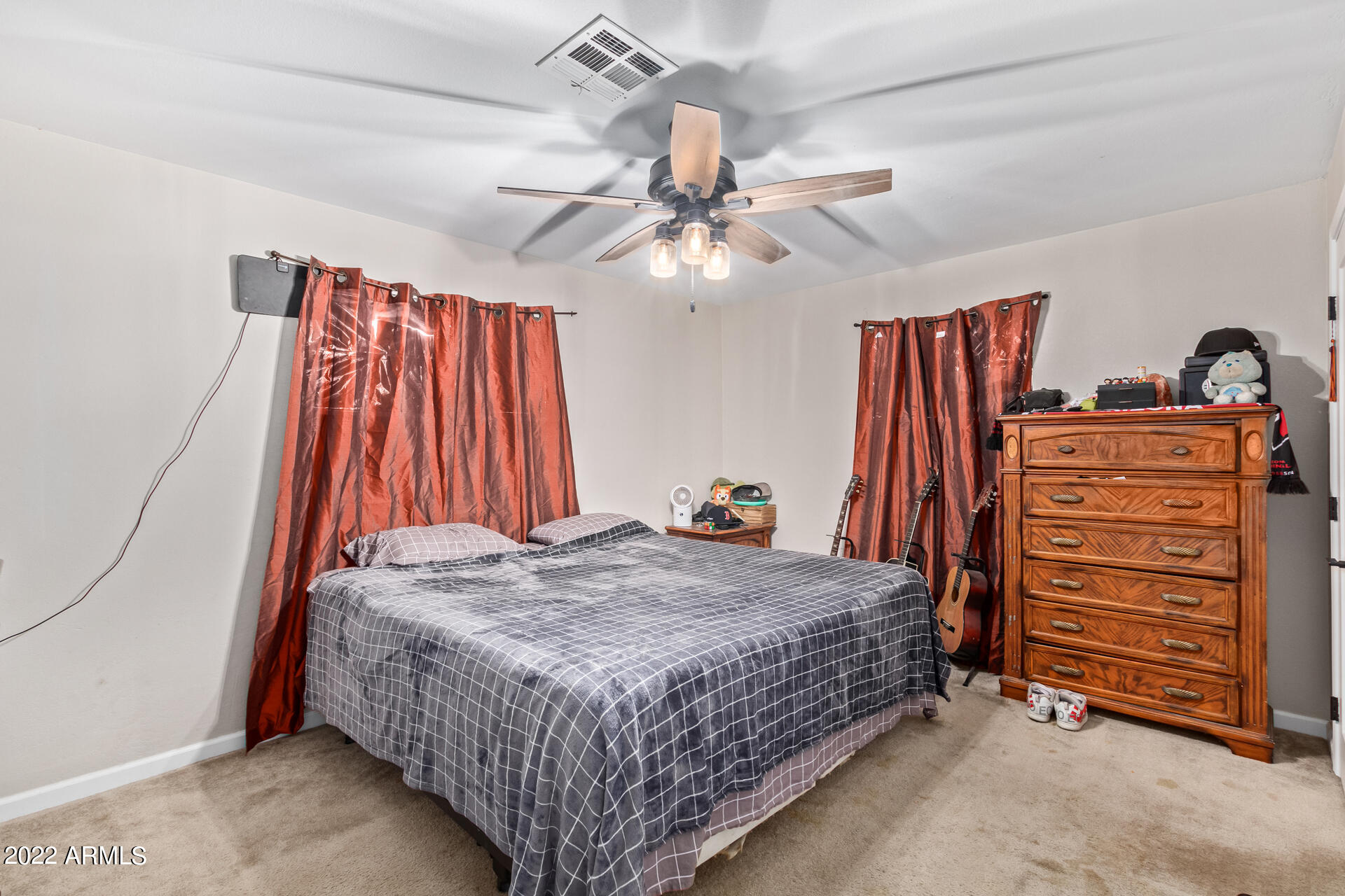 437 N 96TH Place