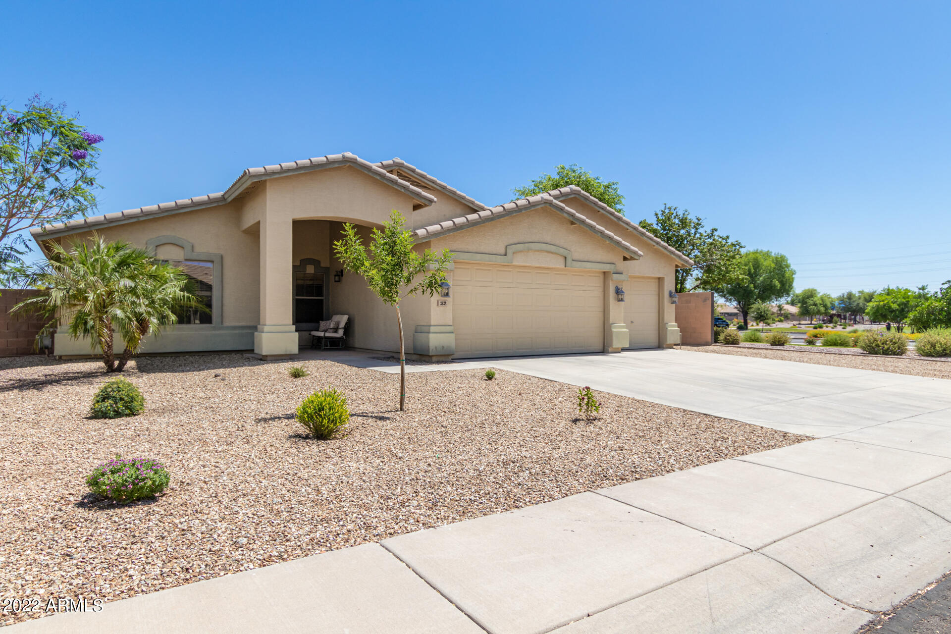3638 E RED OAK Lane