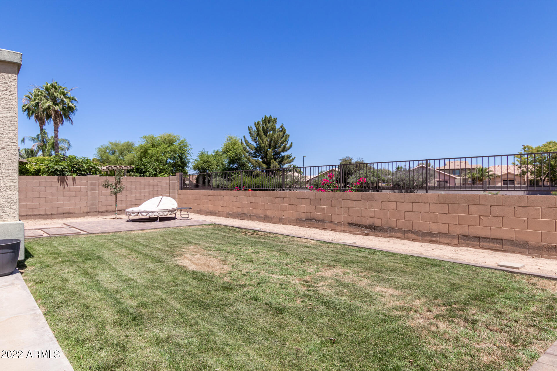3638 E RED OAK Lane