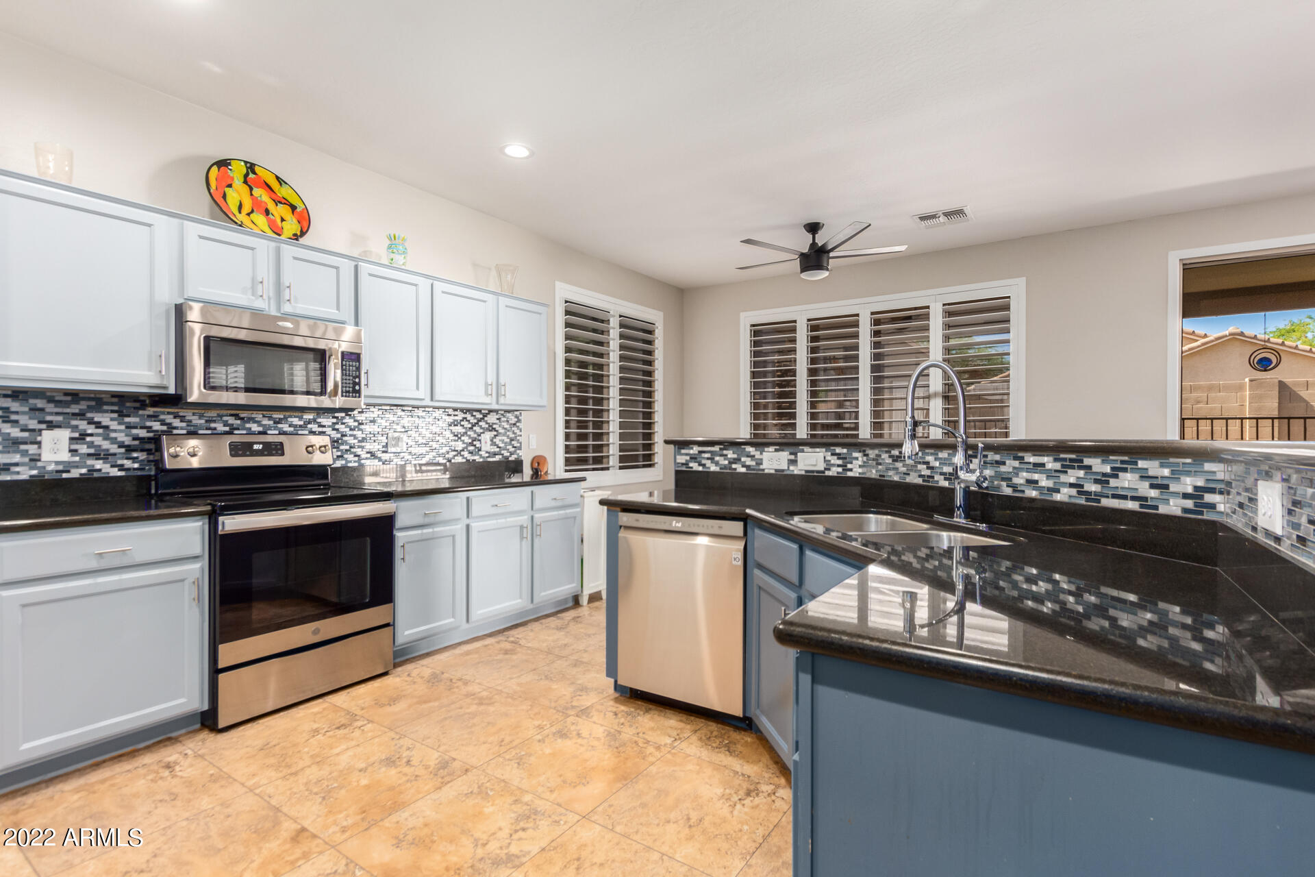 6762 W LARIAT Lane