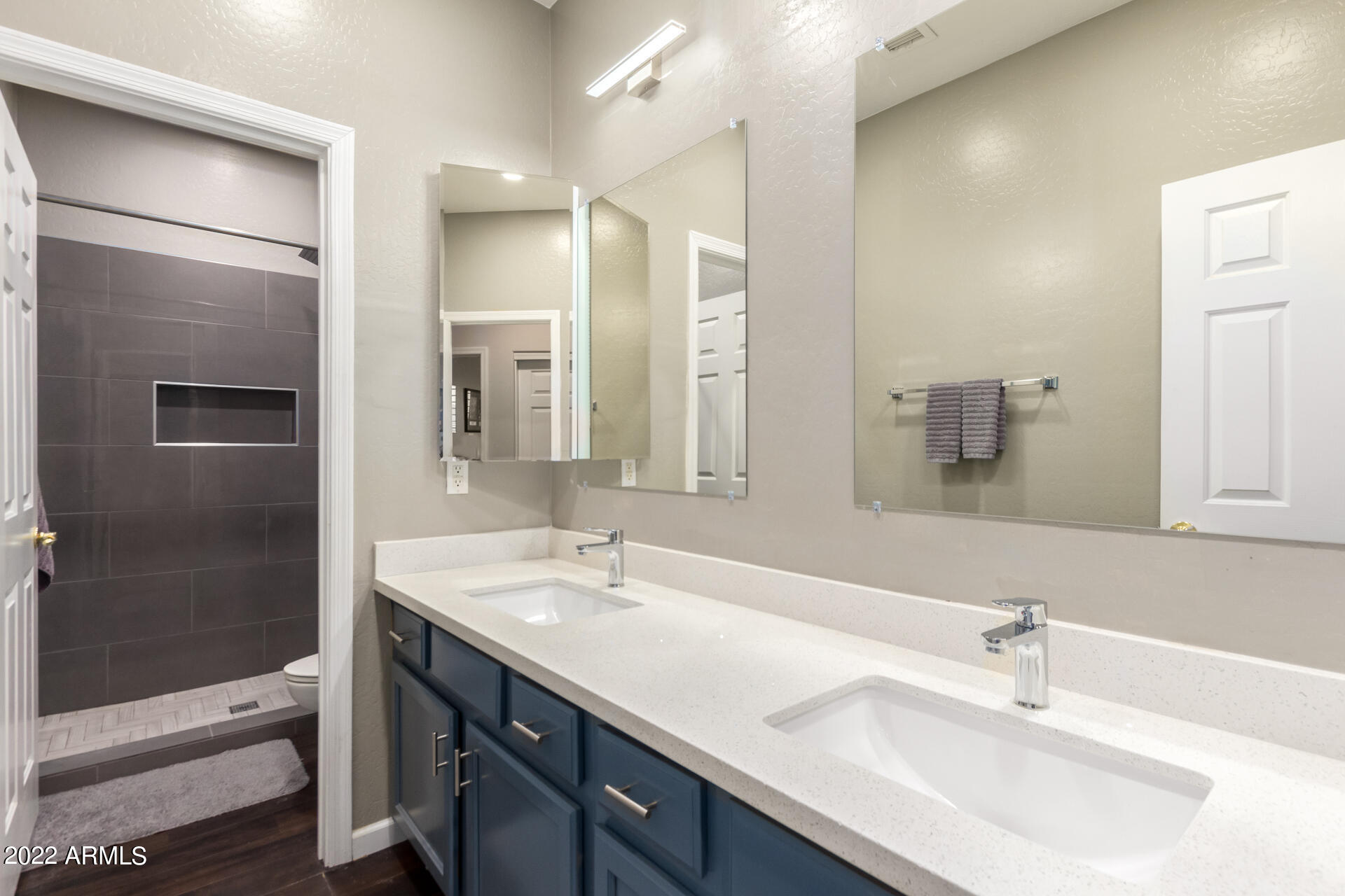 6762 W LARIAT Lane
