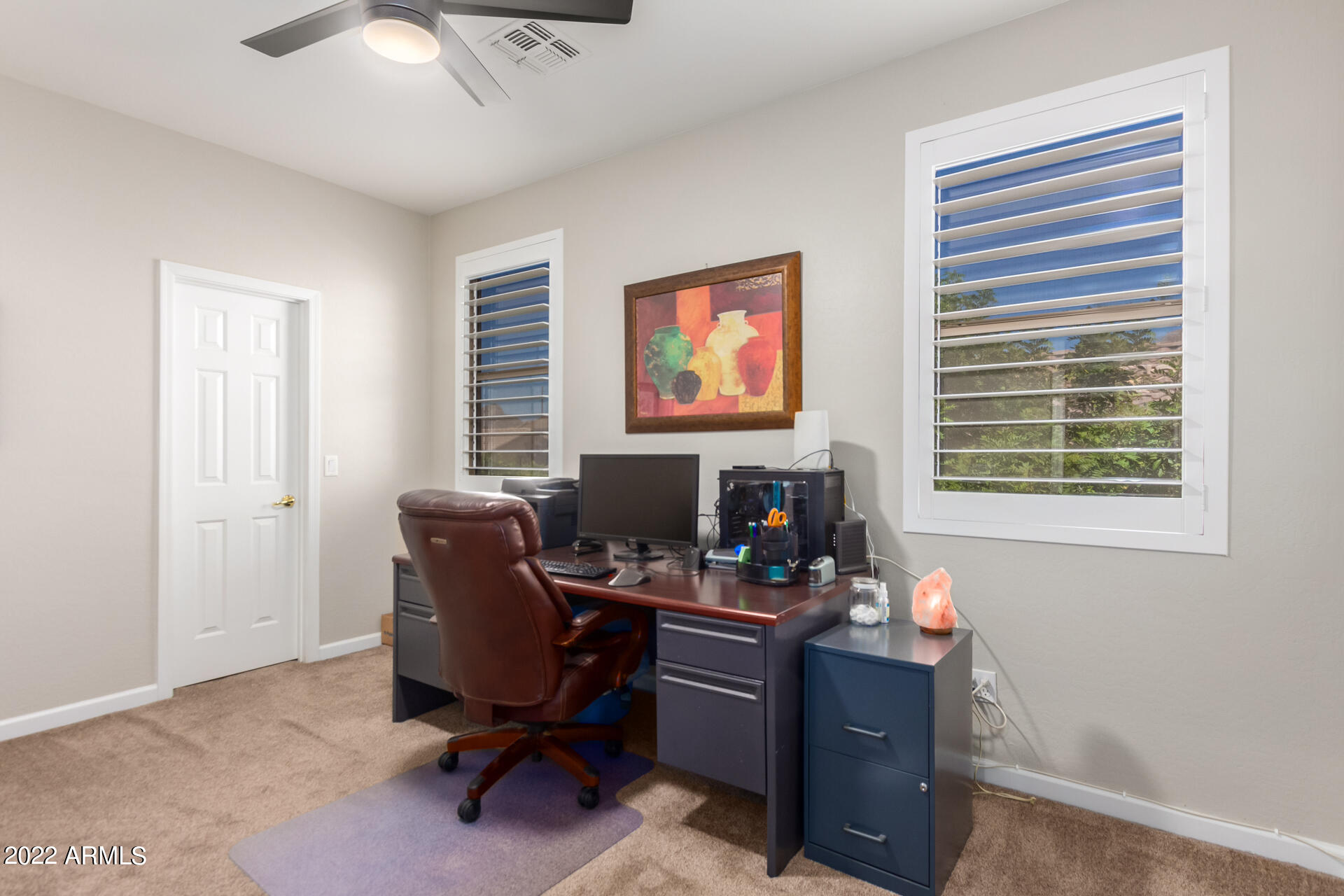 6762 W LARIAT Lane
