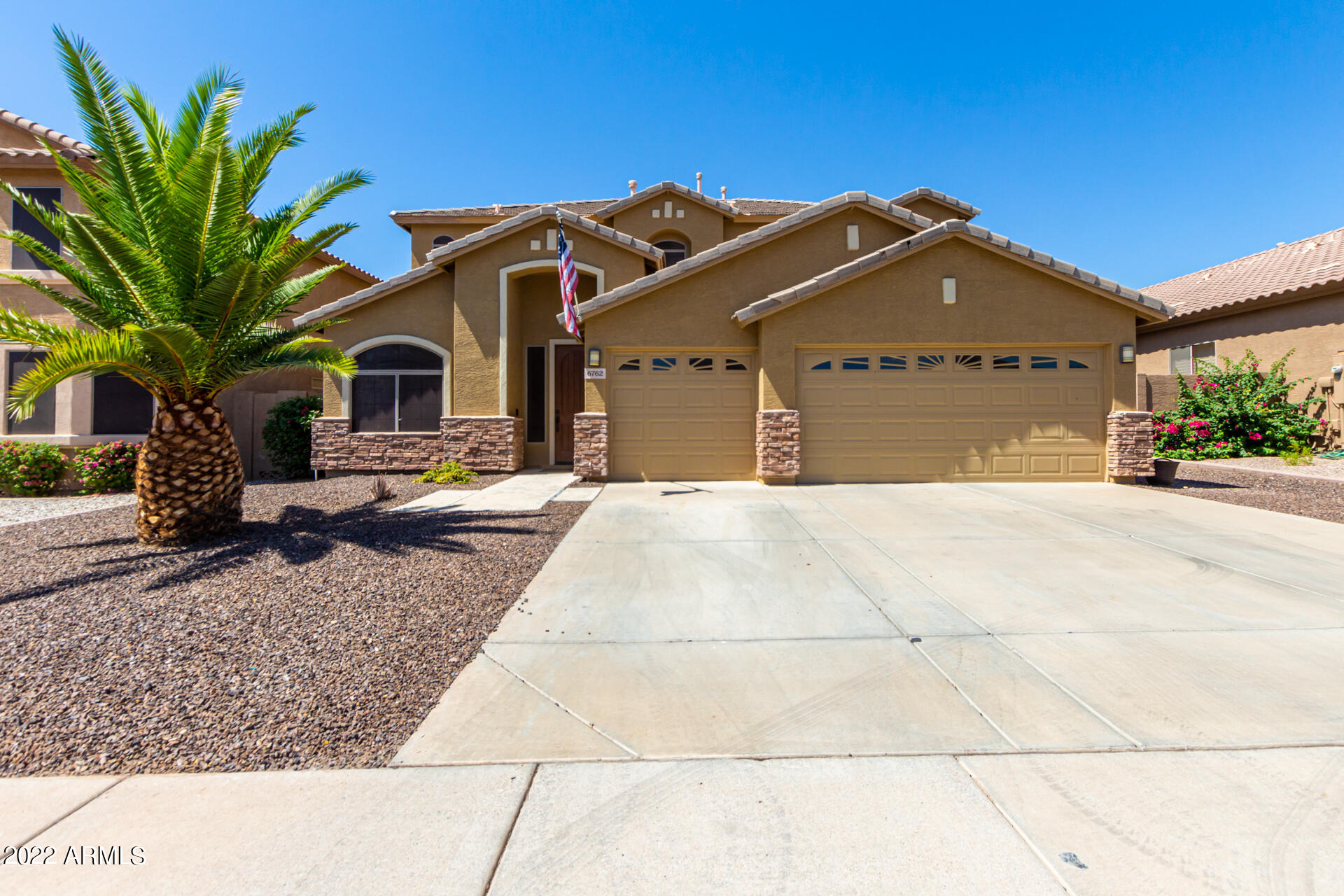 6762 W LARIAT Lane