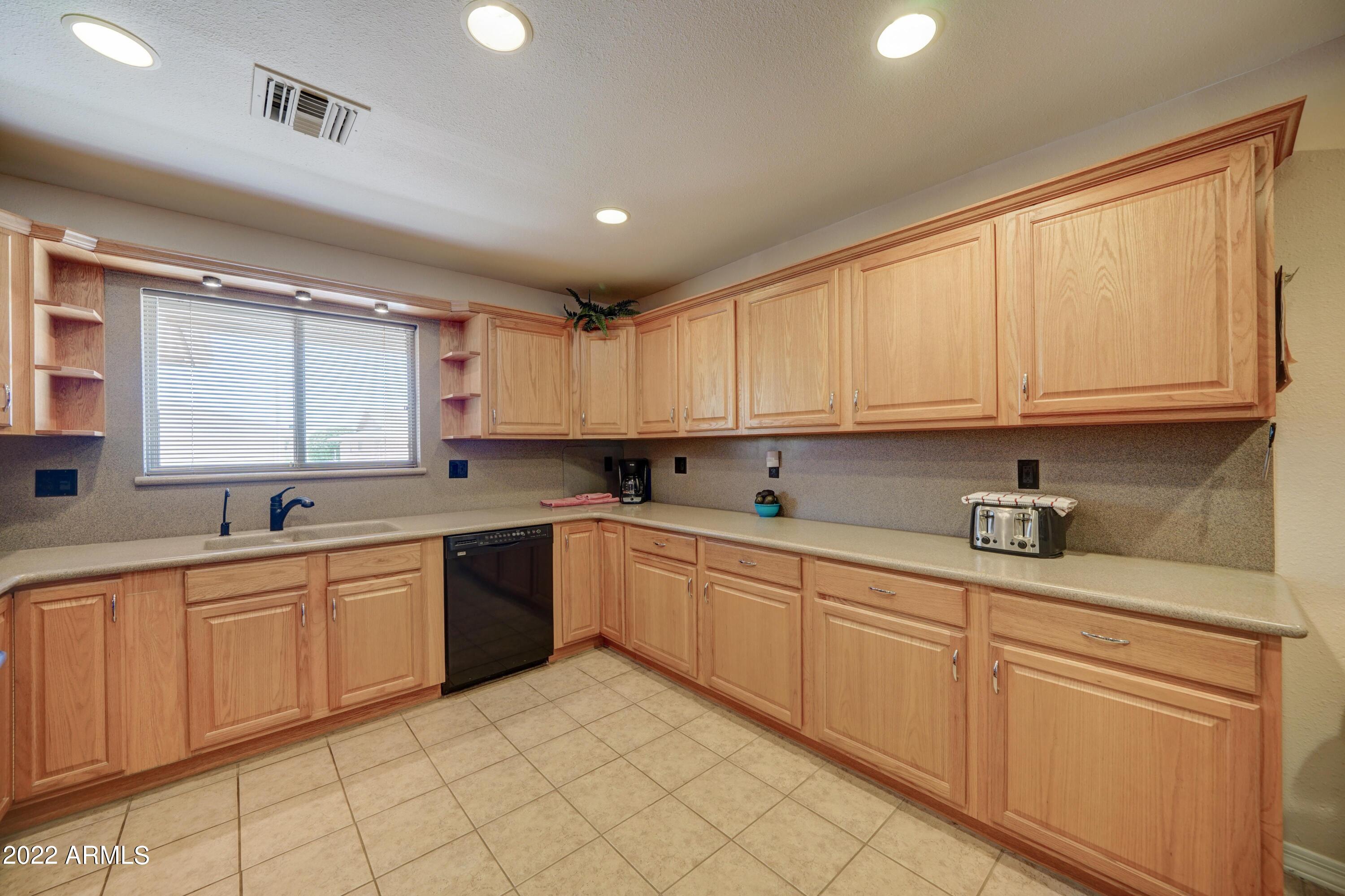 11090 W TIMBERLINE Drive