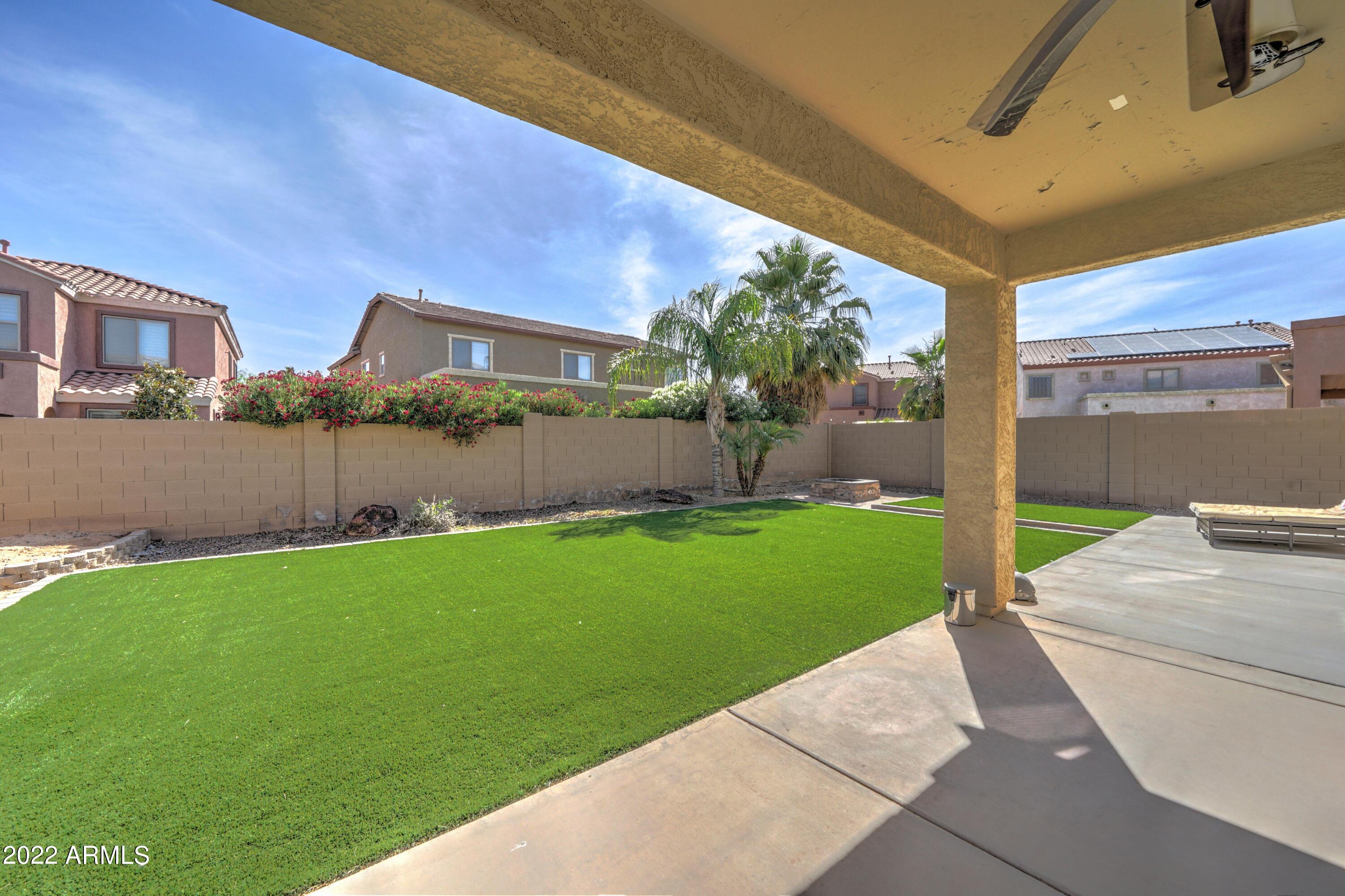 16065 W YUCATAN Drive