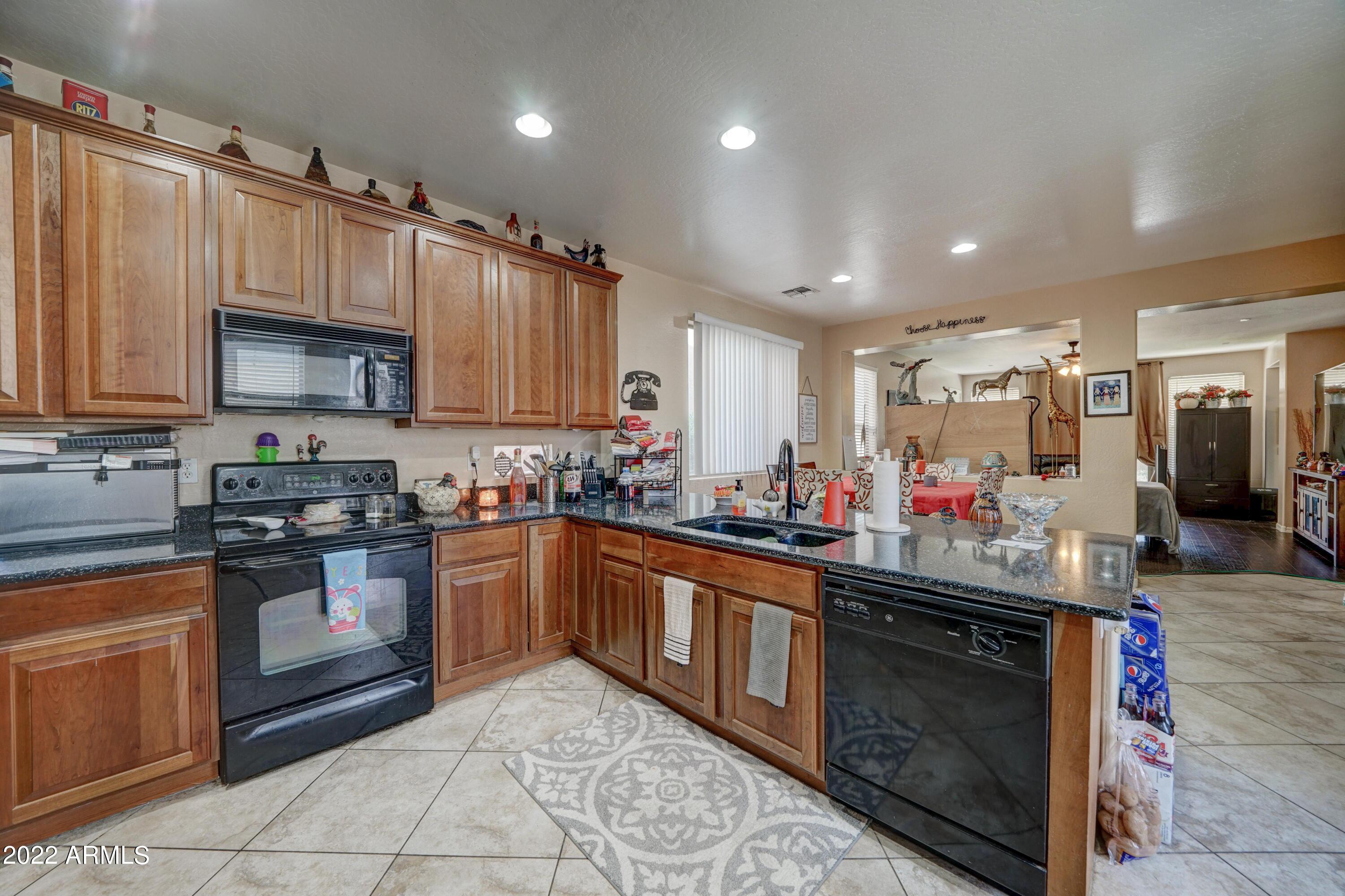 16065 W YUCATAN Drive