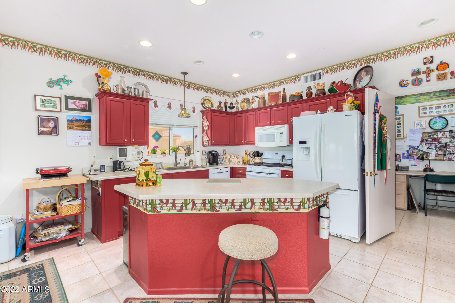 22912 N LA PAZ Lane