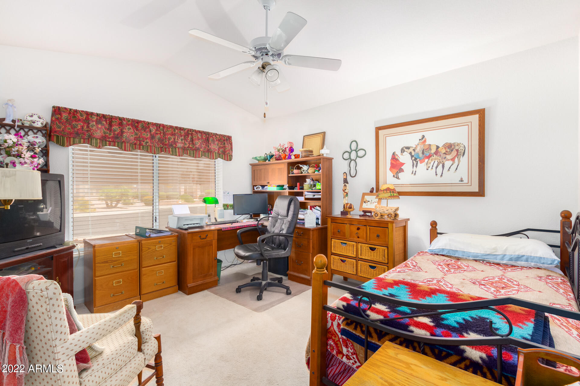 22912 N LA PAZ Lane