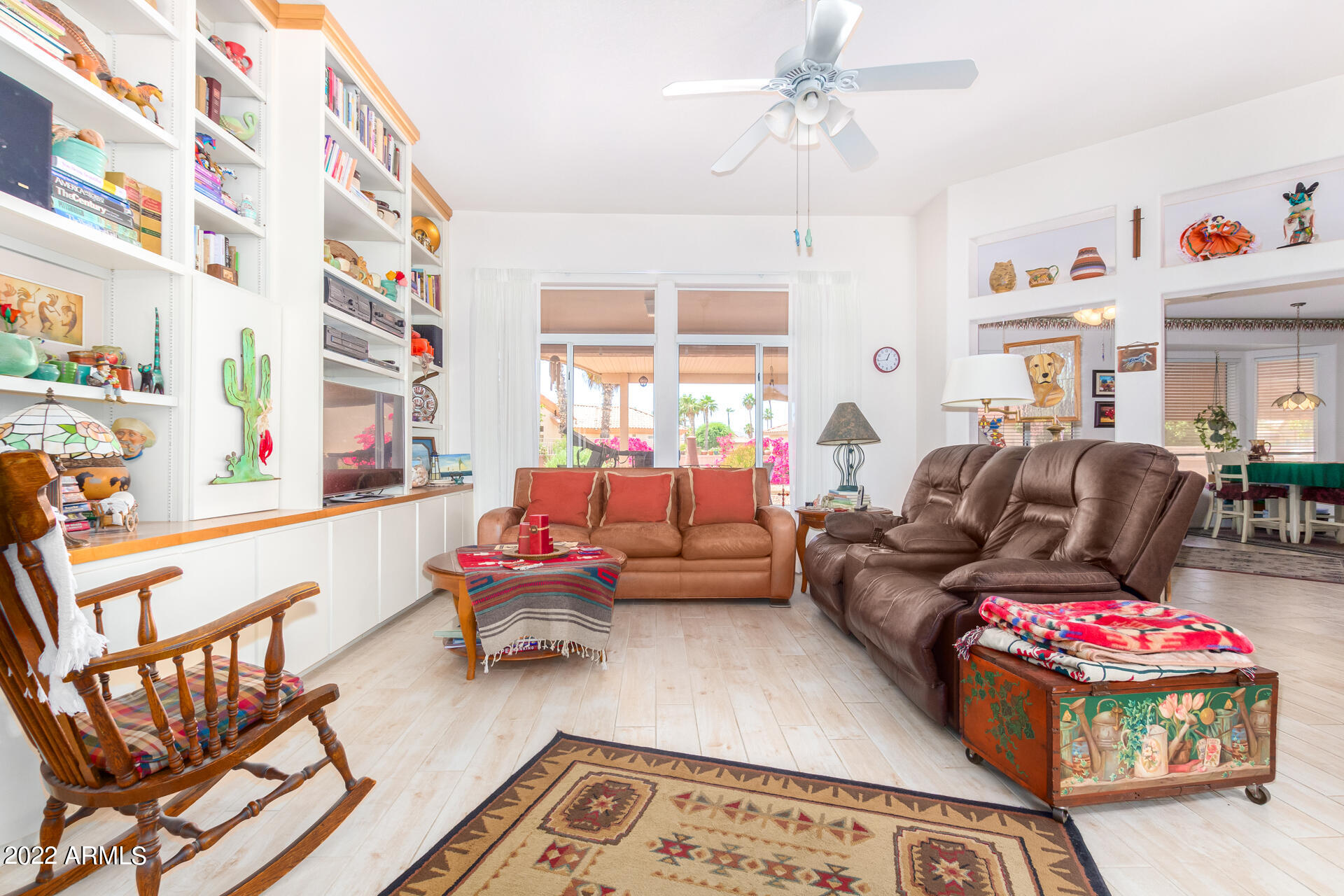 22912 N LA PAZ Lane