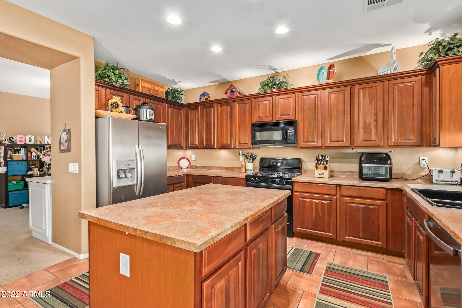 1781 S STARLING Drive