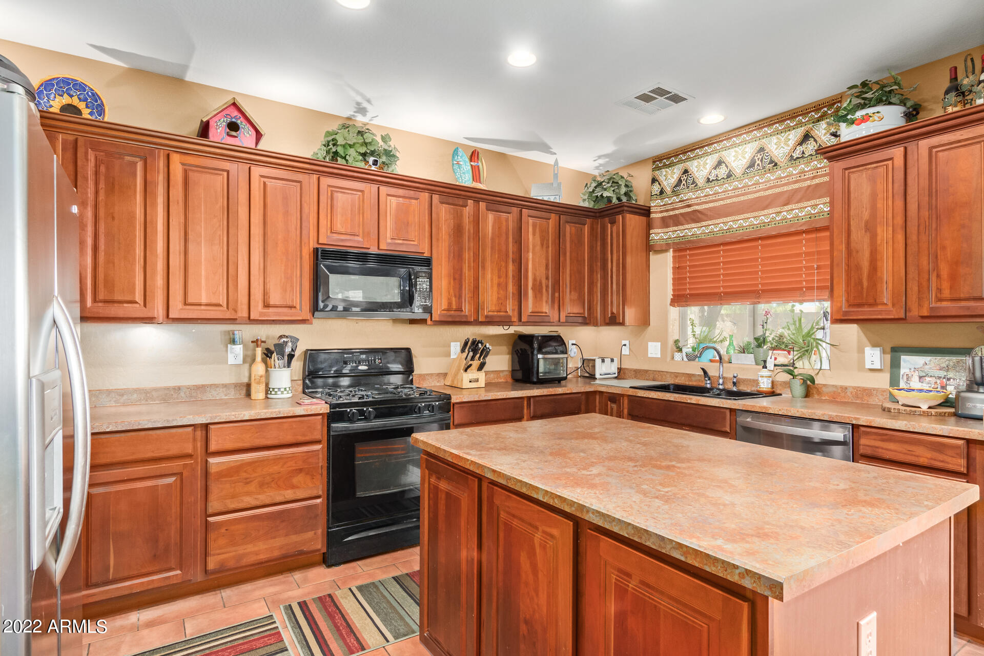 1781 S STARLING Drive