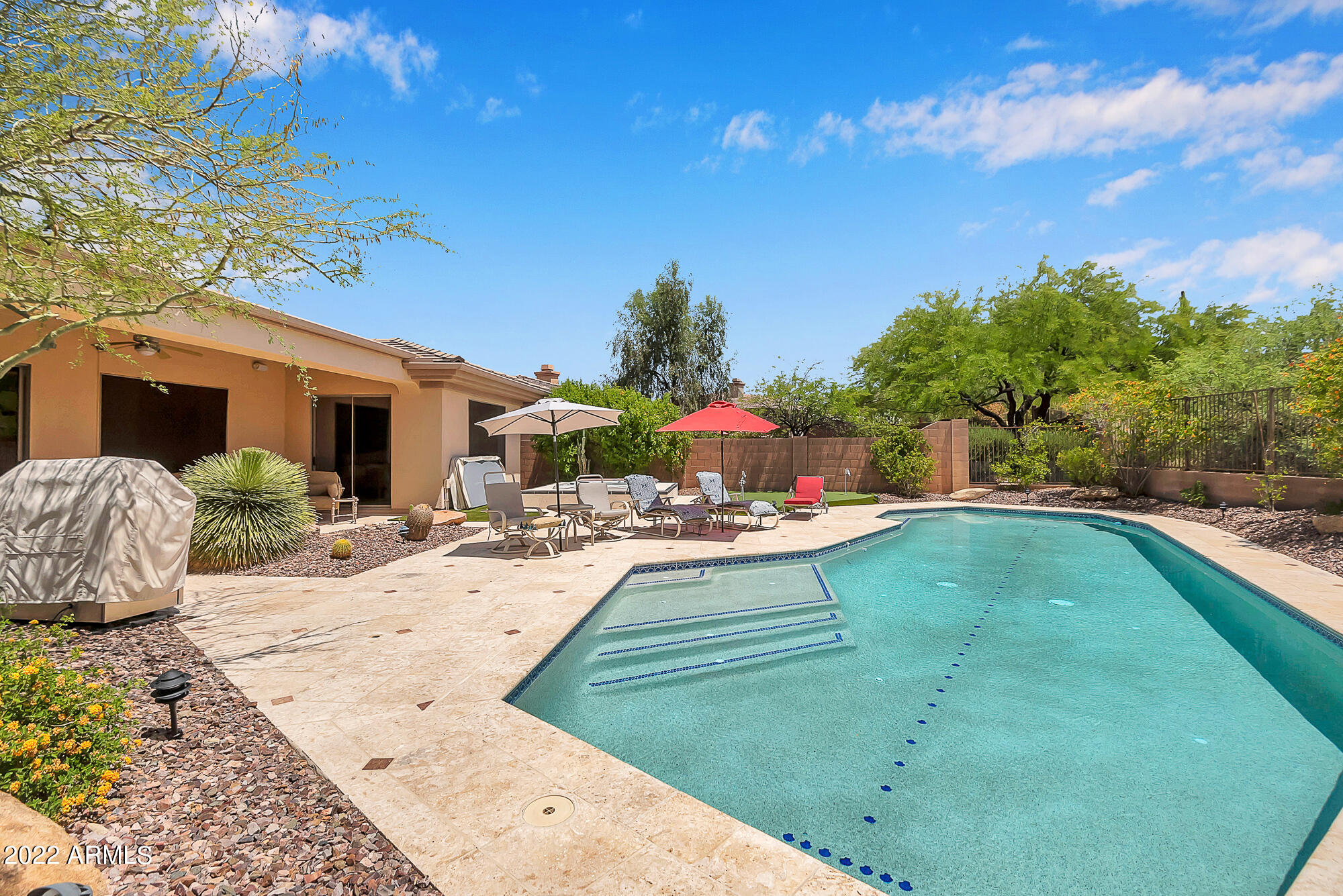 42111 N FAIRGREEN Court