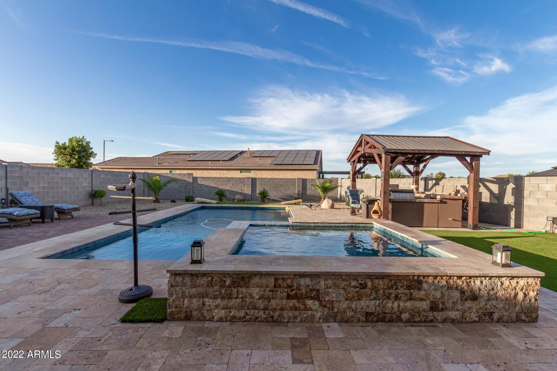 18328 W Golden Court
