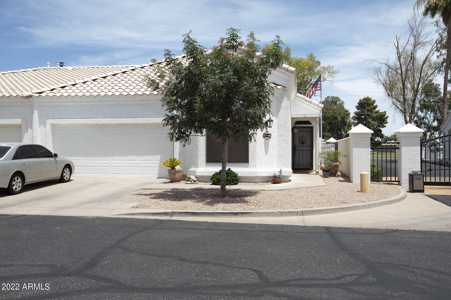 320 S 70th Street Unit: 1