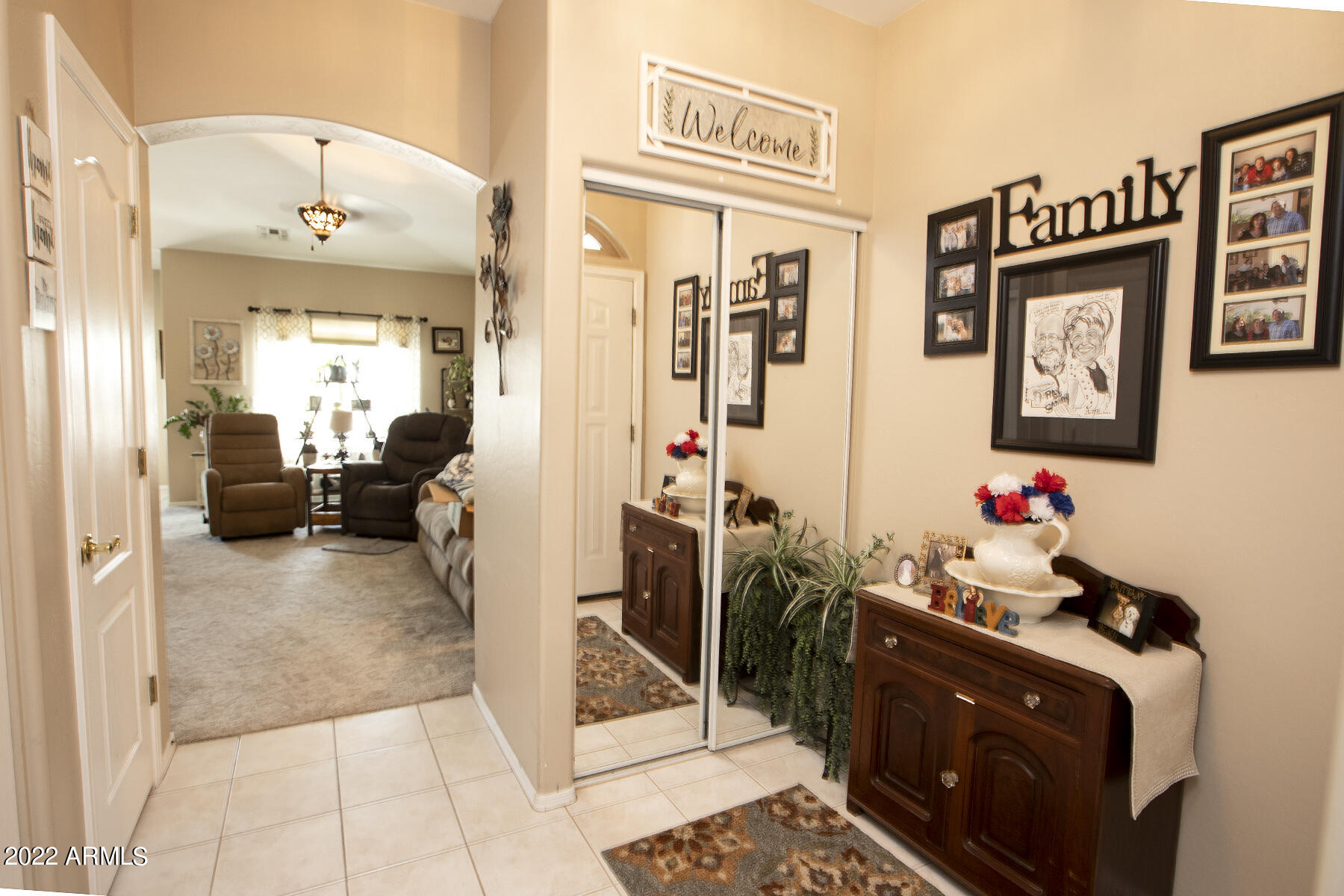 320 S 70th Street Unit: 1