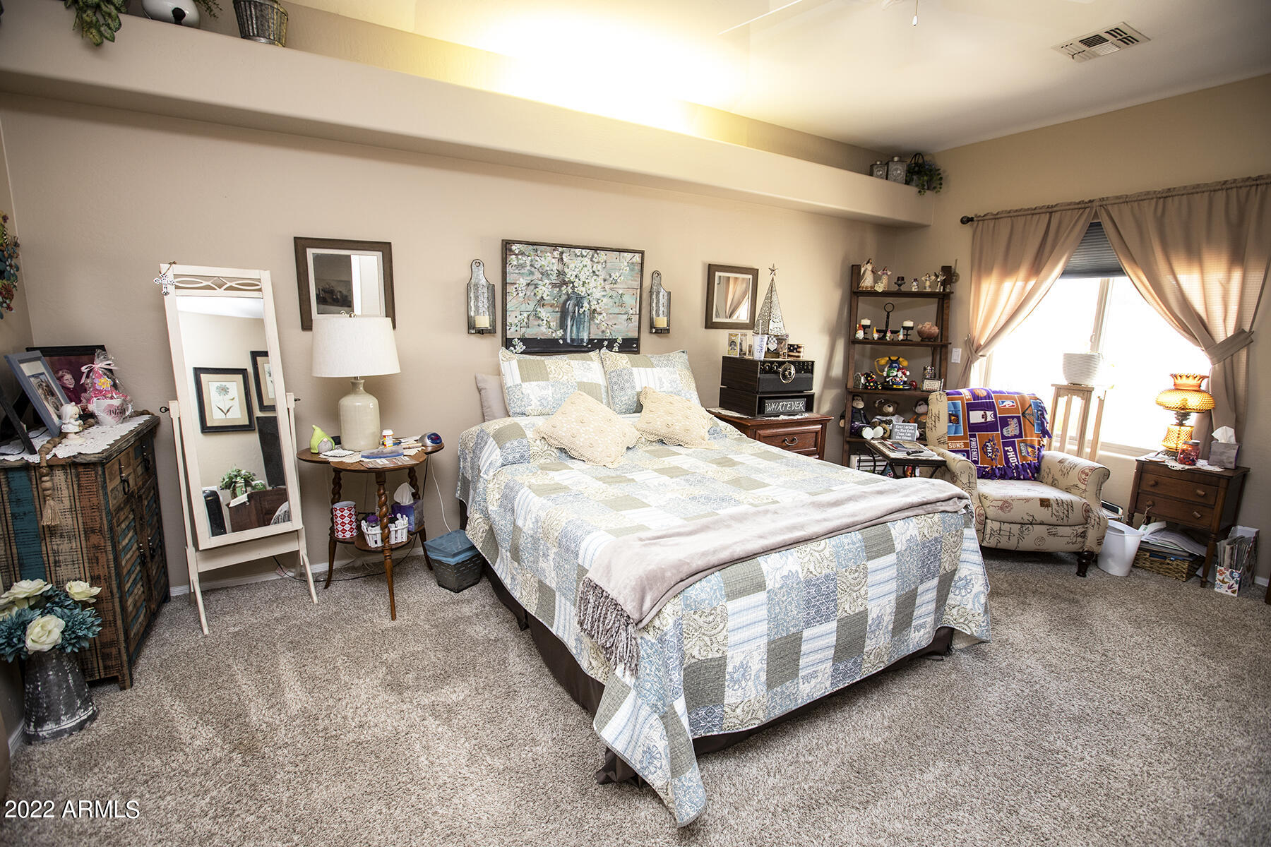 320 S 70th Street Unit: 1