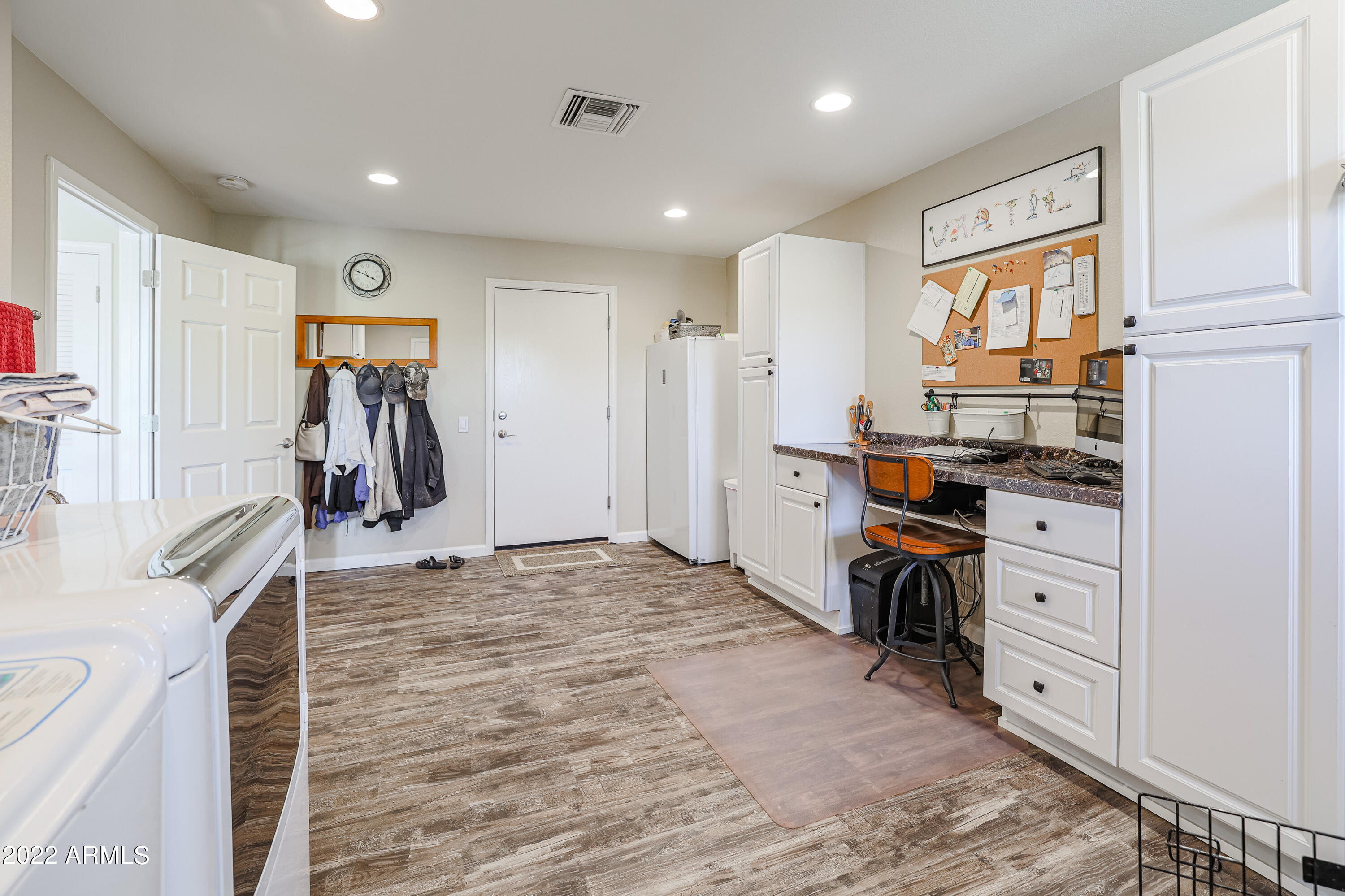 12530 W PINETOP Drive