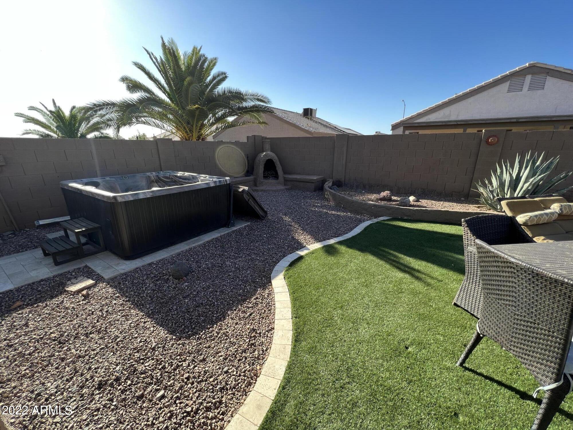 11162 W MANZANITA Drive