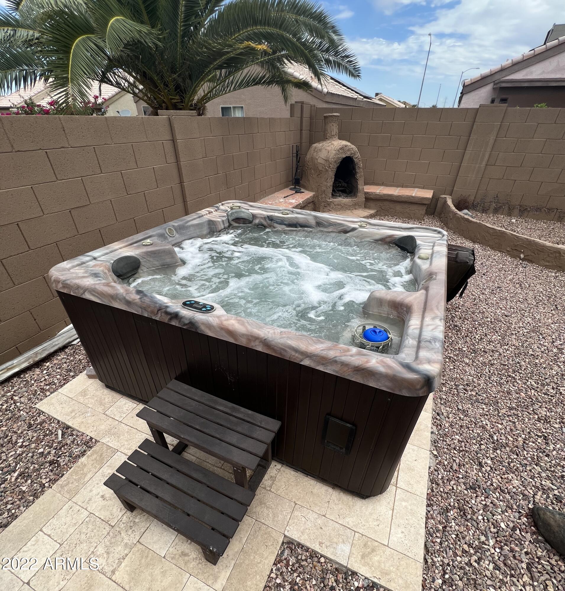 11162 W MANZANITA Drive