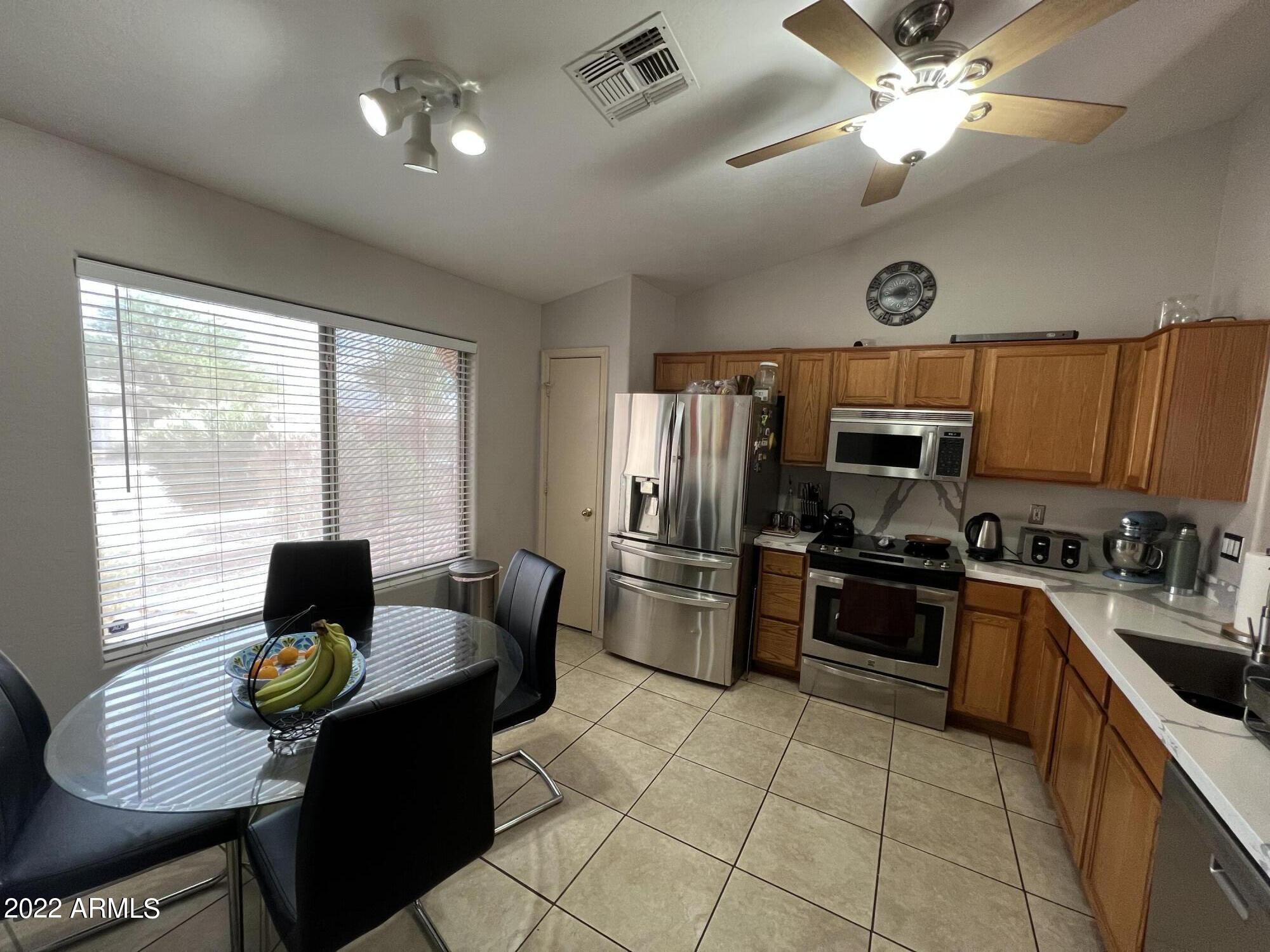 11162 W MANZANITA Drive