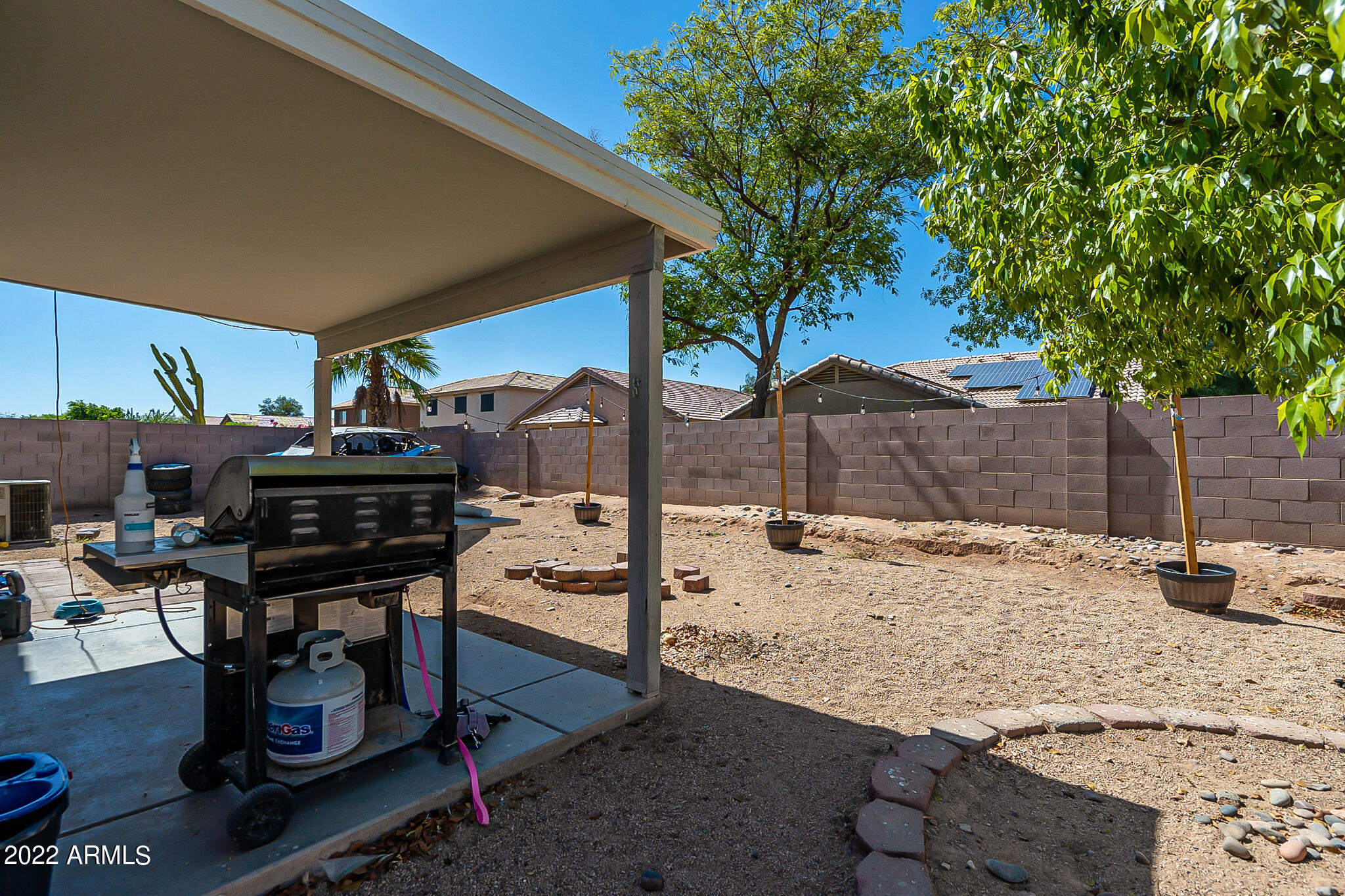 15808 W Yavapai Street