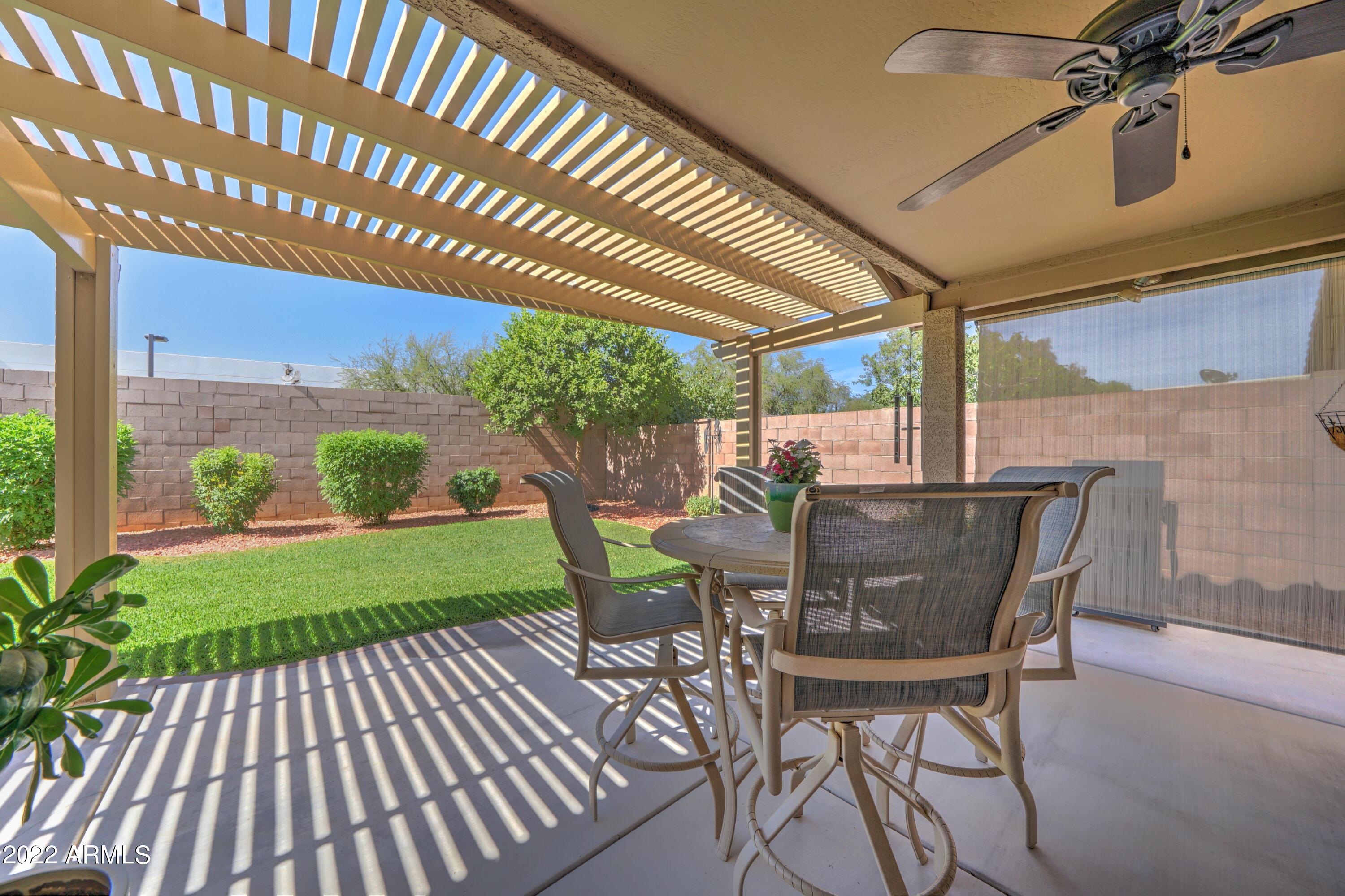 8644 W PARADISE Lane