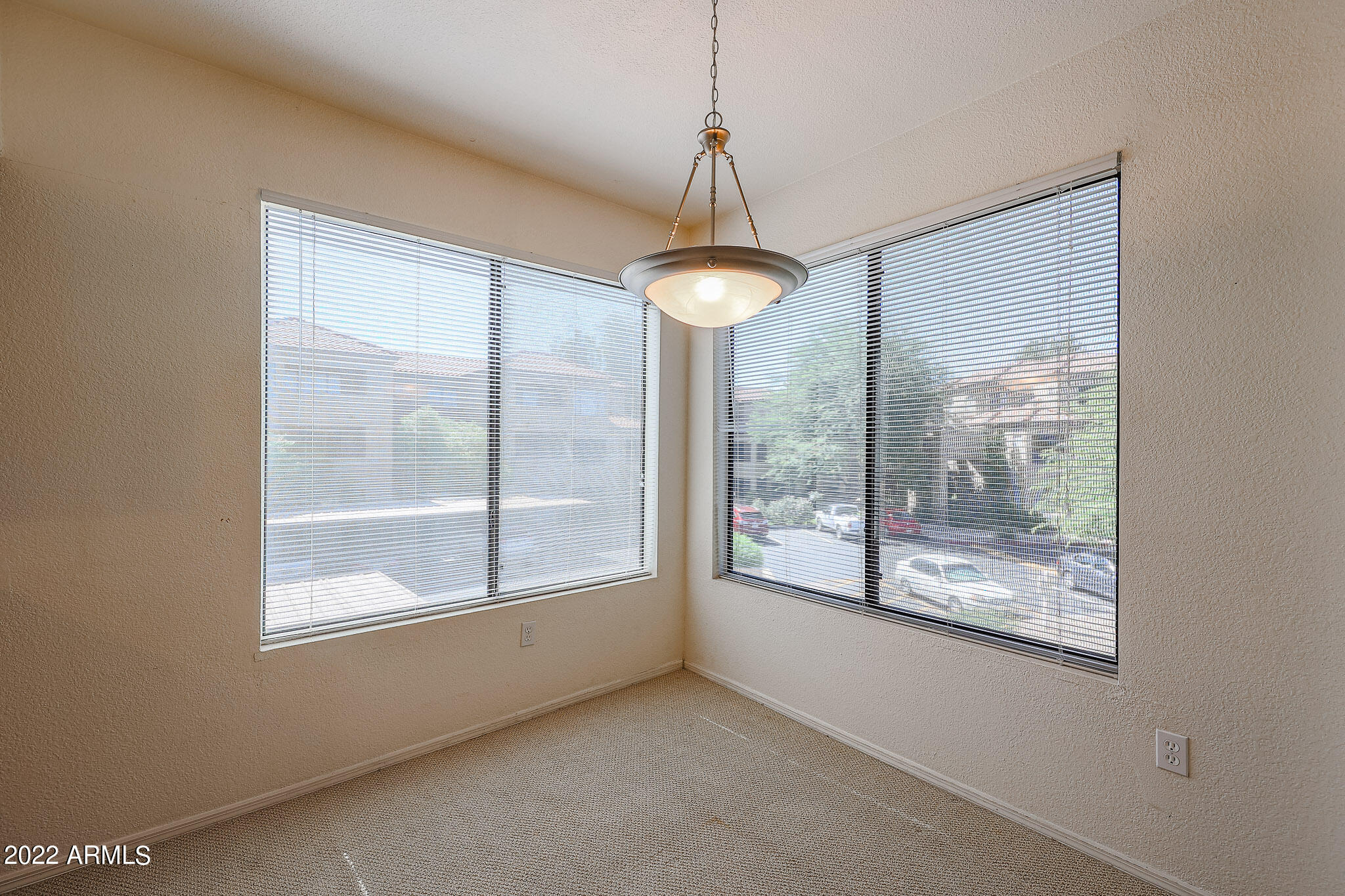 4925 E DESERT COVE Avenue Unit: 255