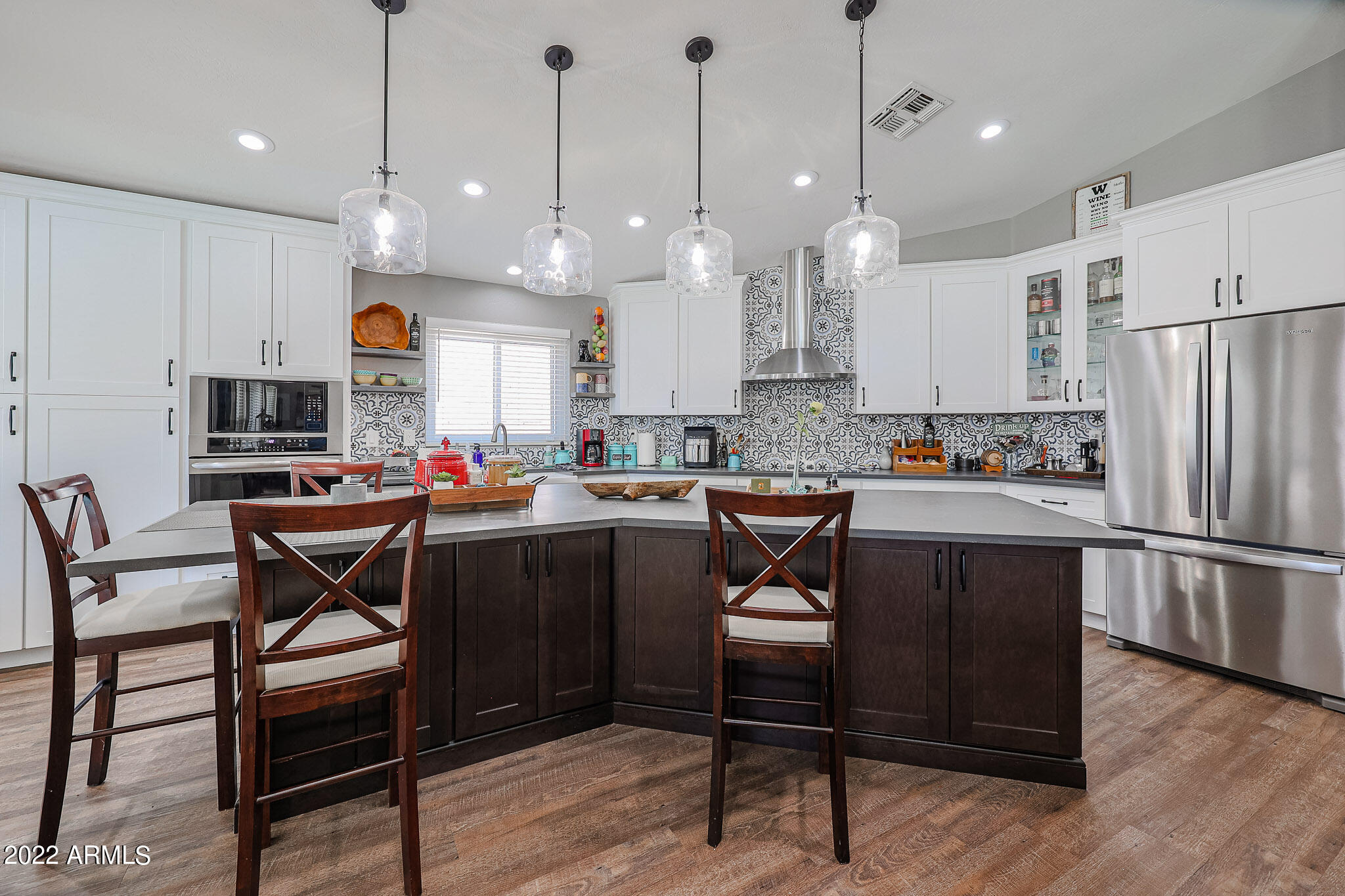 655 W FREMONT Drive