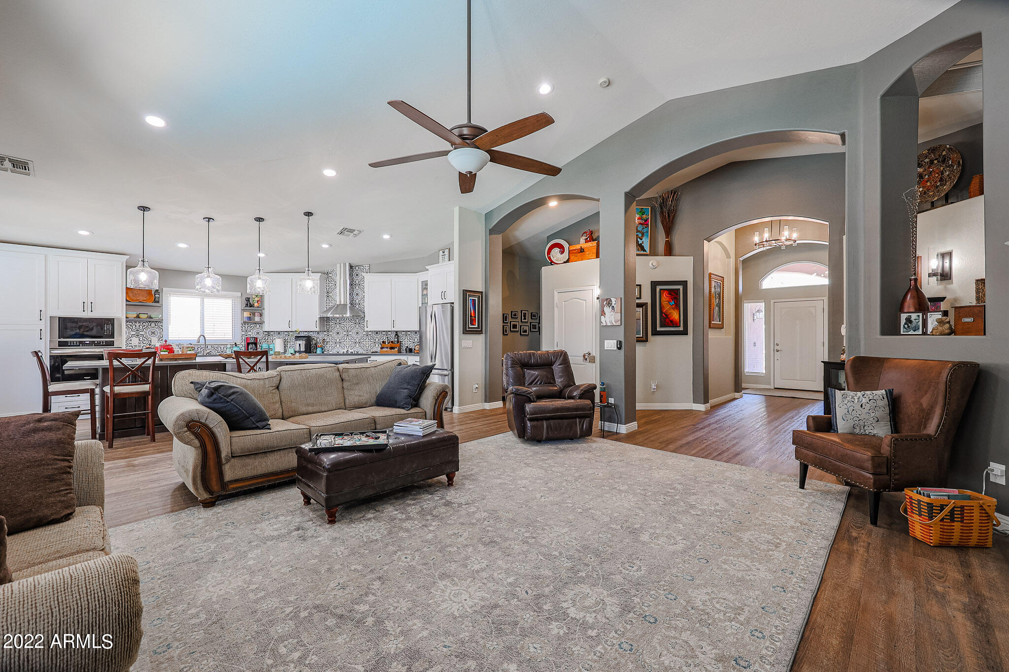 655 W FREMONT Drive