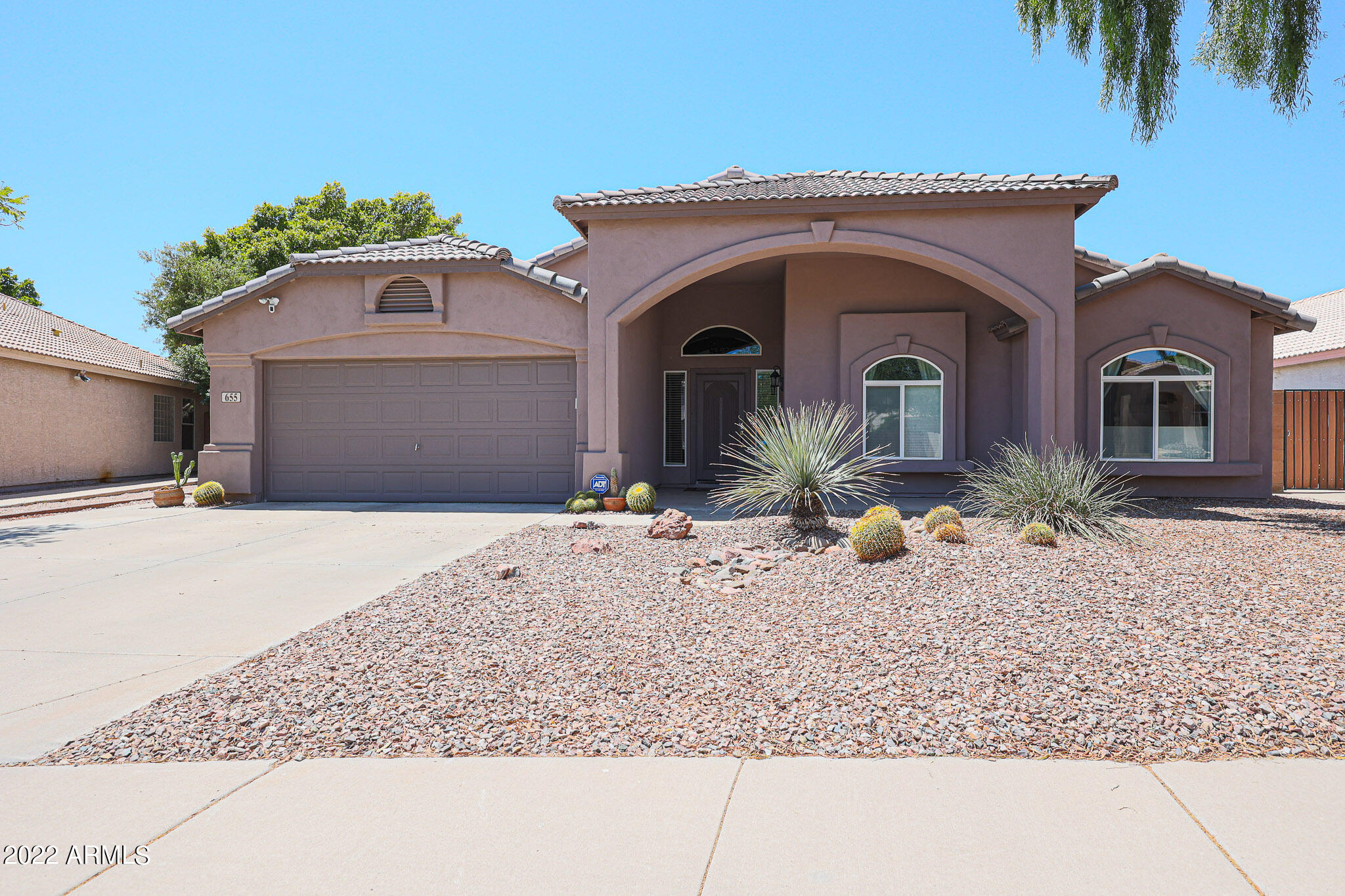655 W FREMONT Drive