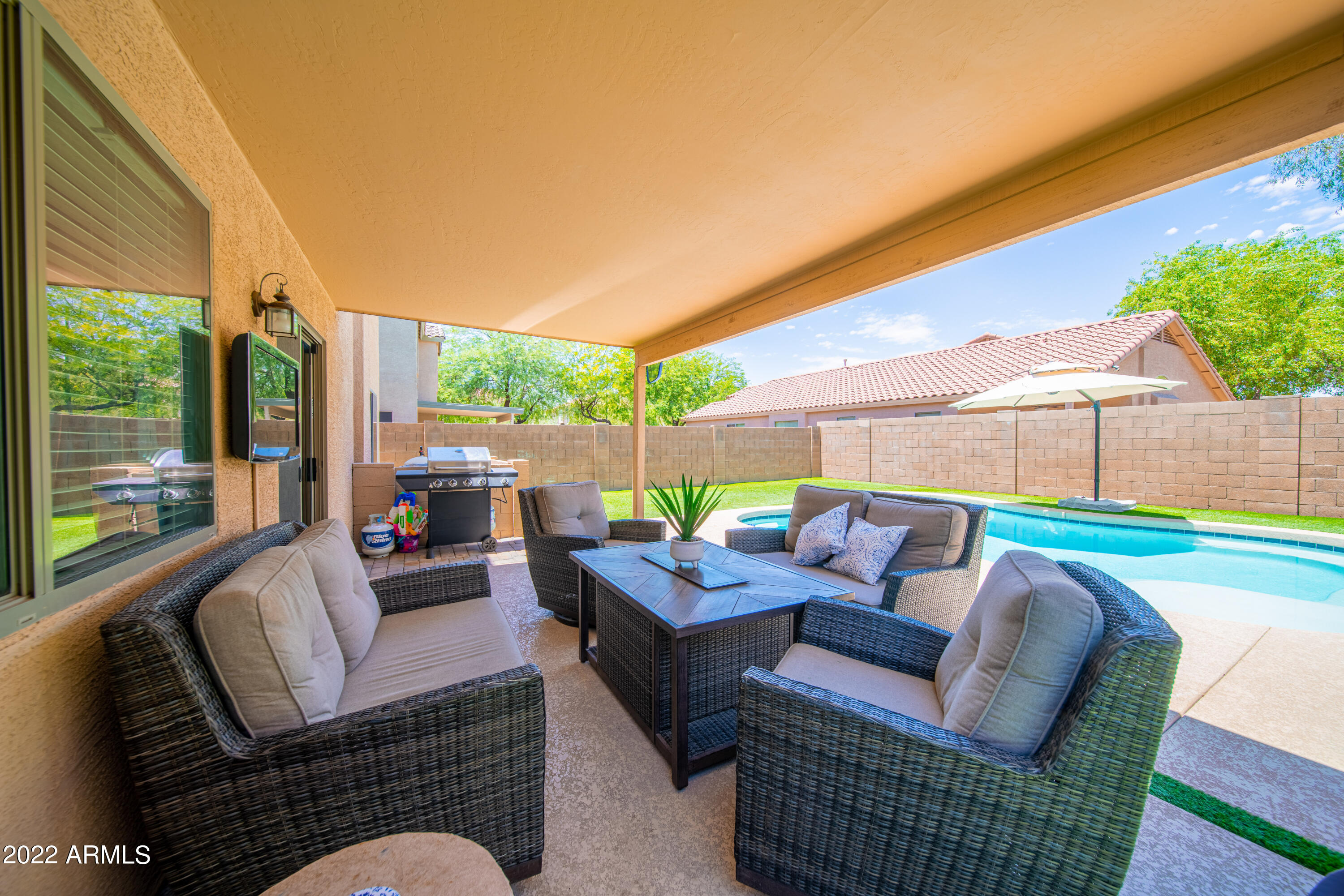 2420 W CORDIA Lane