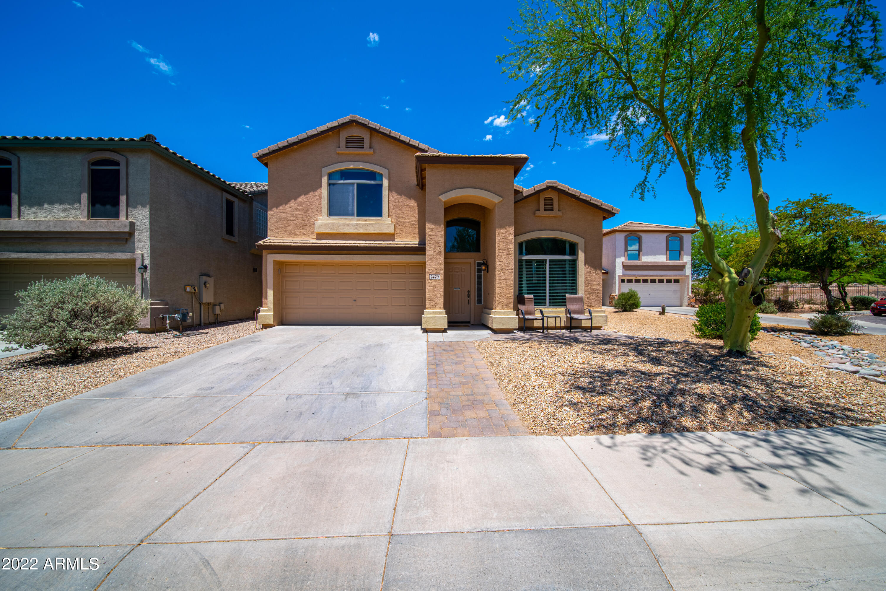 2420 W CORDIA Lane