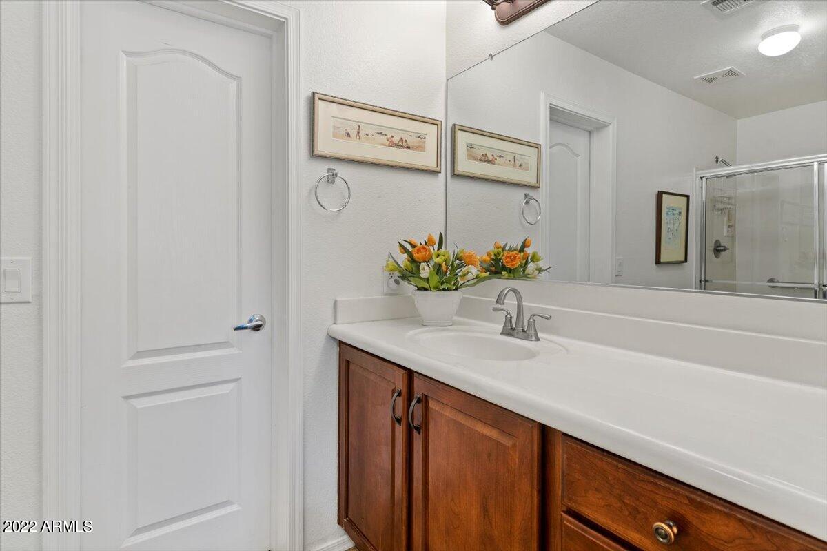 2725 E MINE CREEK Road Unit: 1008