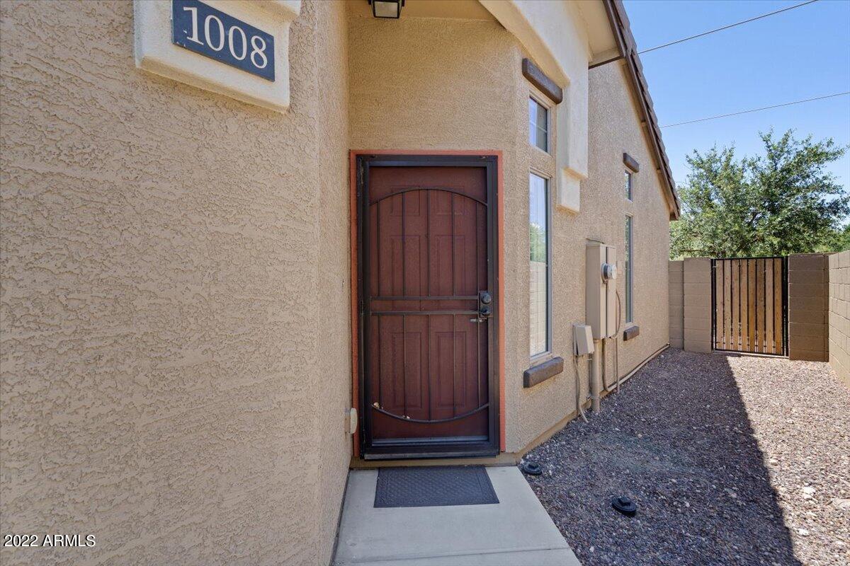 2725 E MINE CREEK Road Unit: 1008