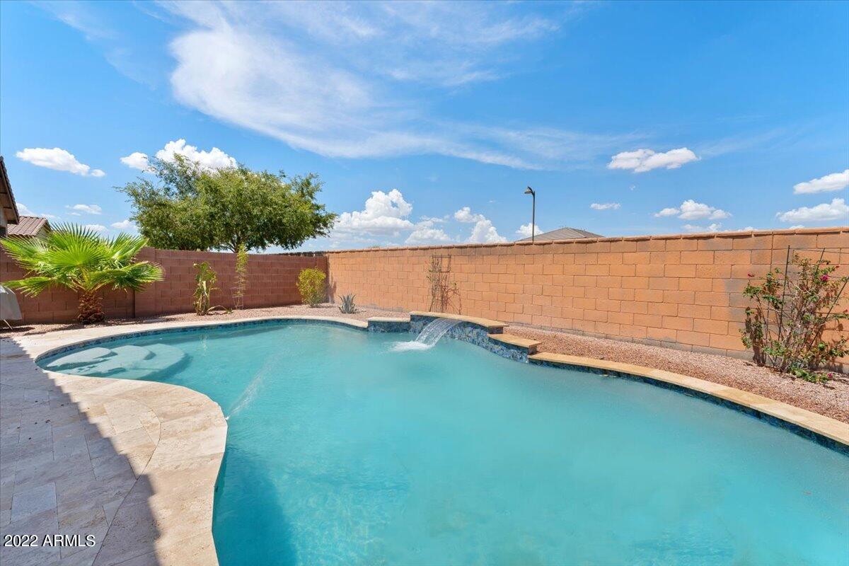 40922 W BEDFORD Drive