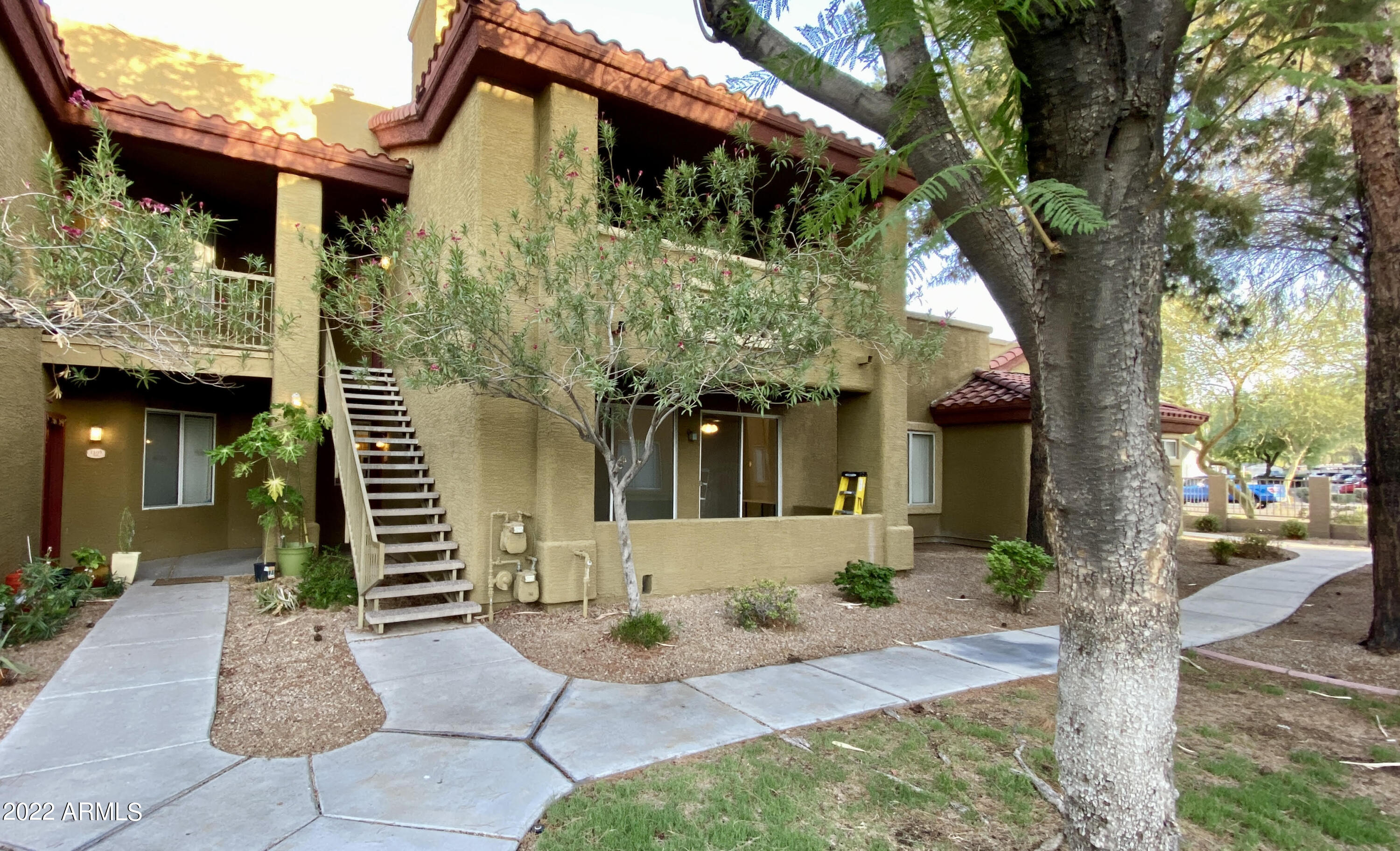 2929 W YORKSHIRE Drive Unit: 1106