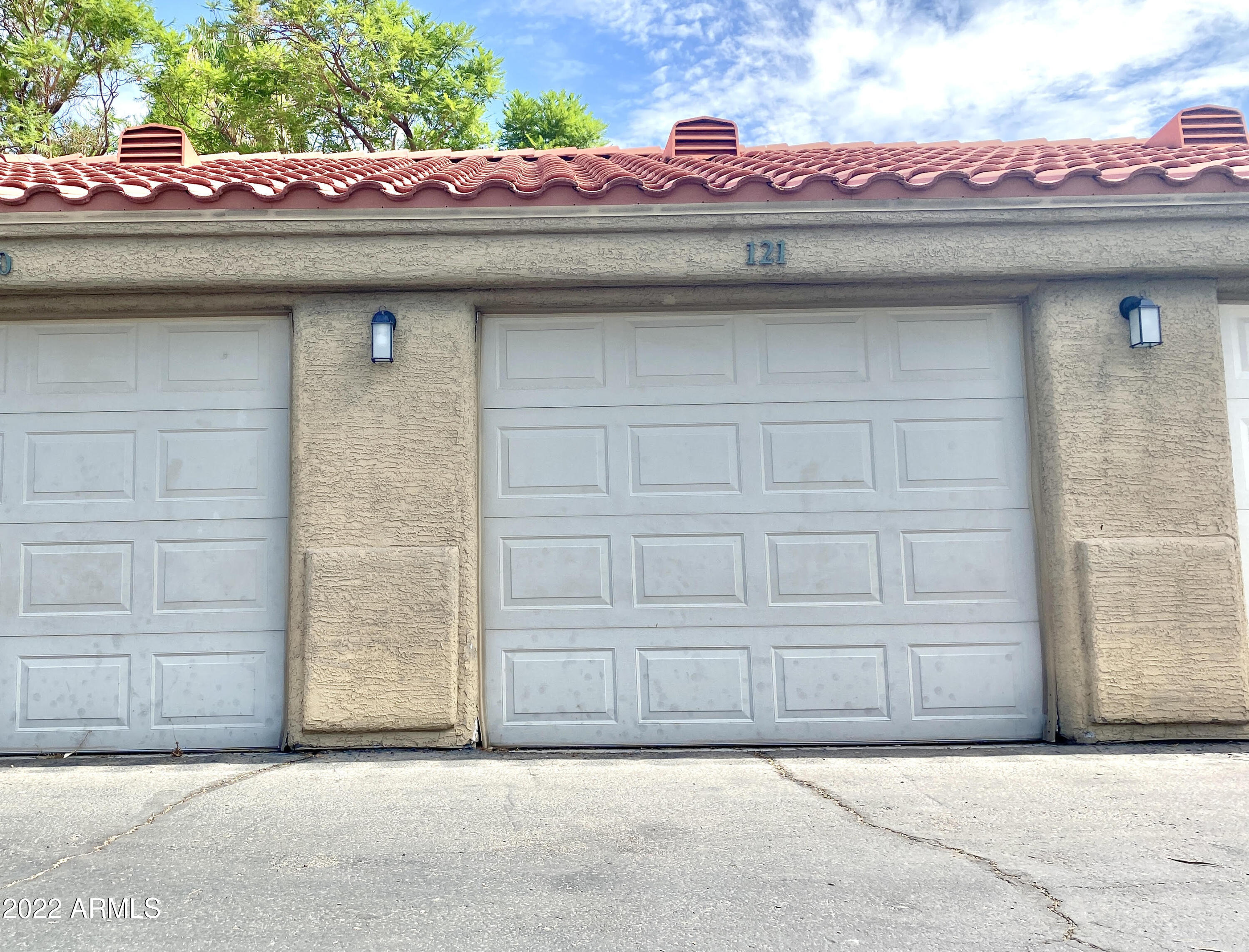 2929 W YORKSHIRE Drive Unit: 1106