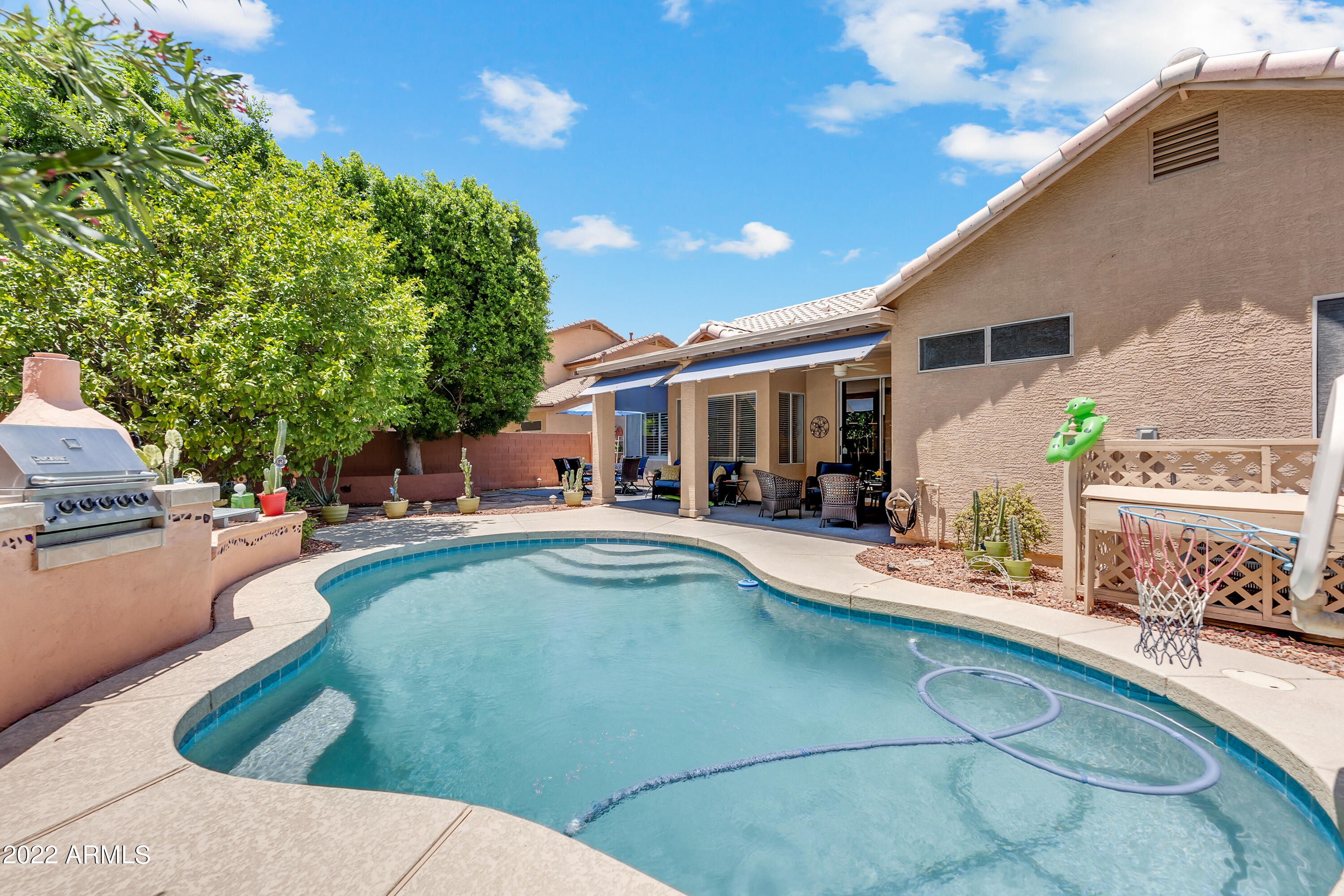 3301 E BEHREND Drive