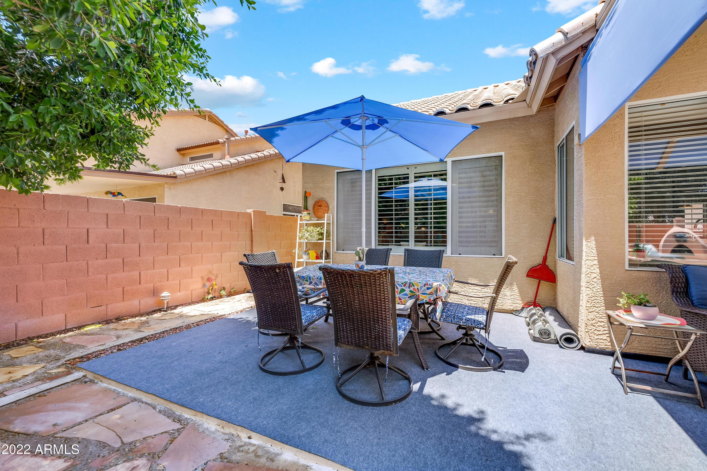 3301 E BEHREND Drive