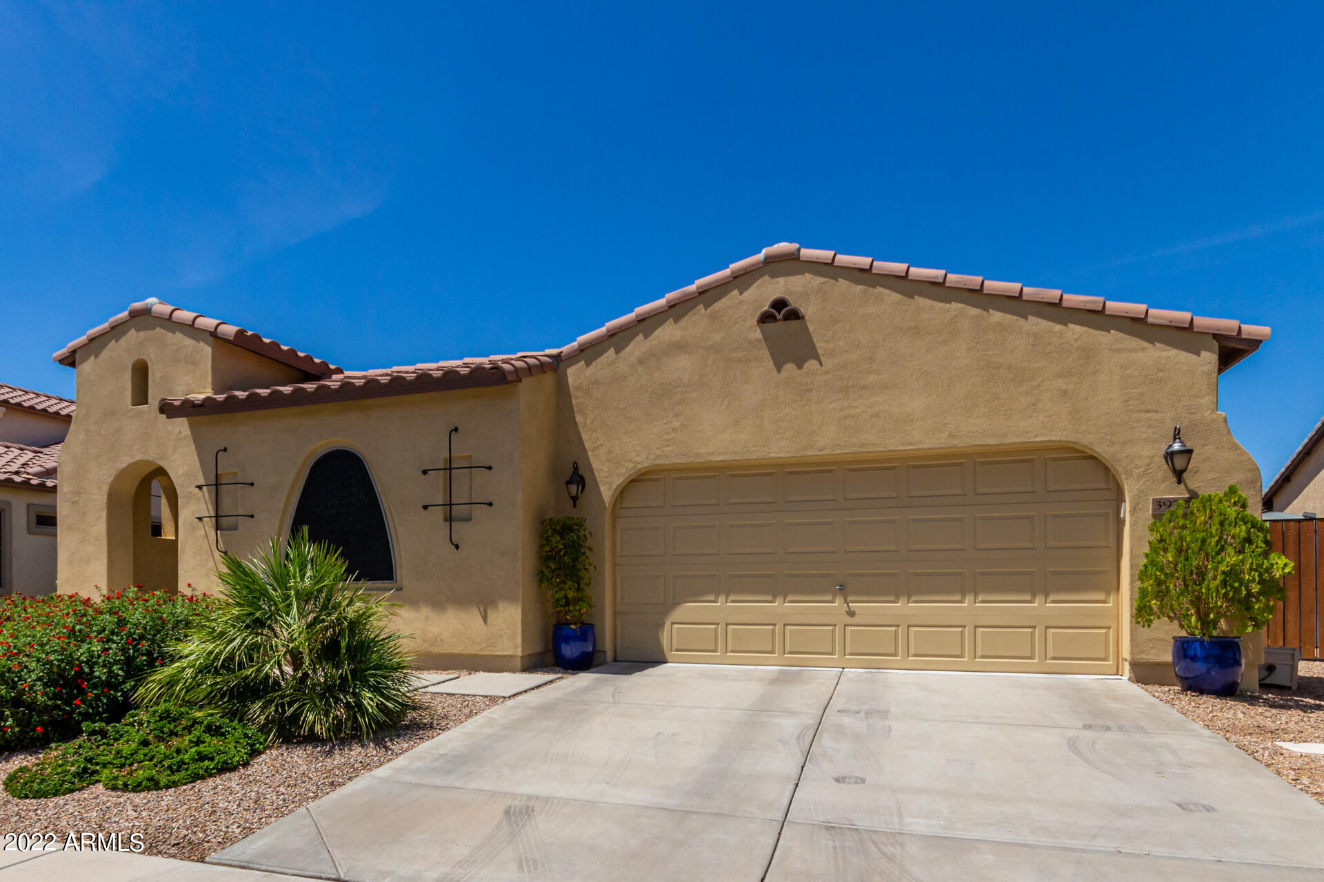 3972 E ZION Place