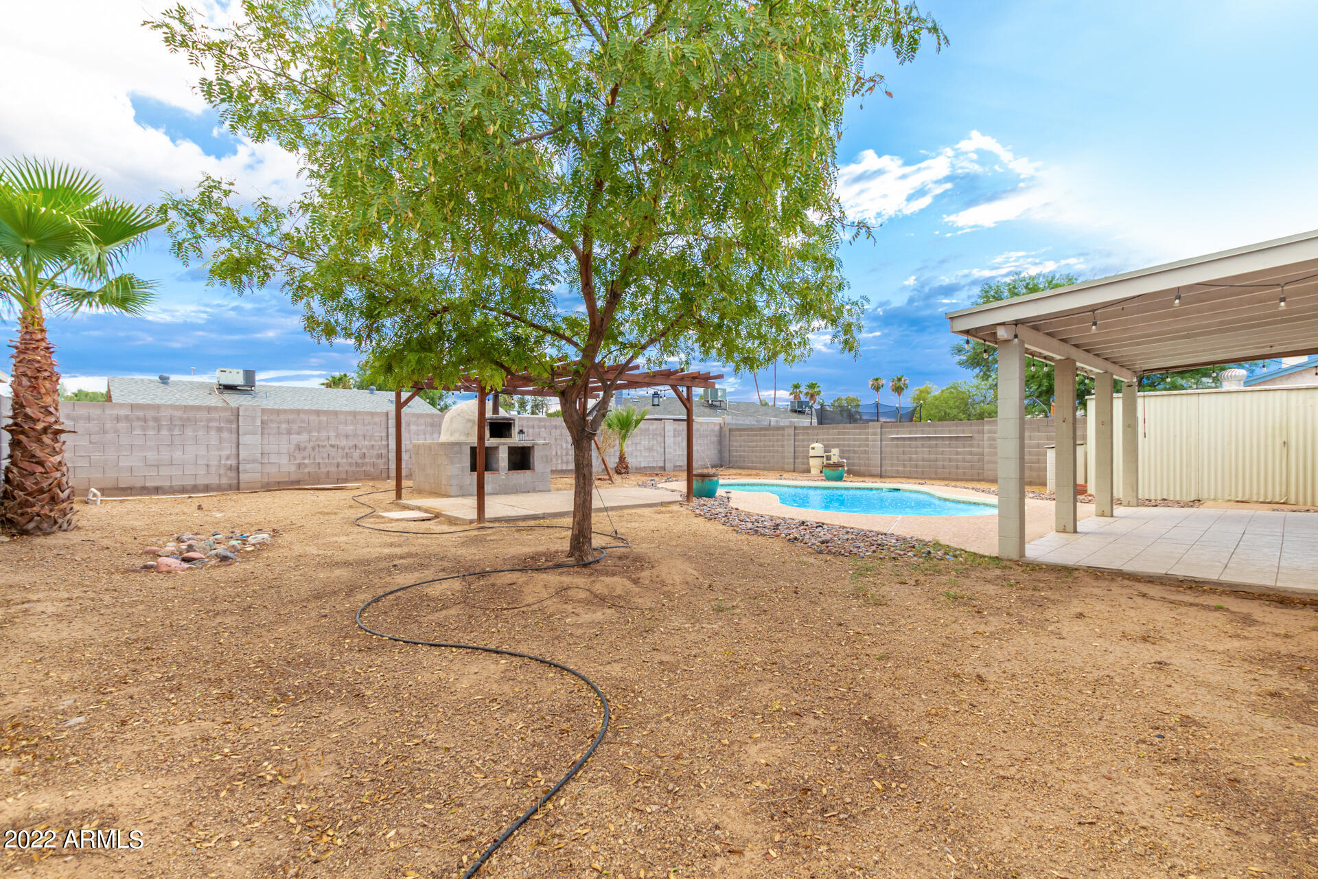 2101 W GARDEN Drive