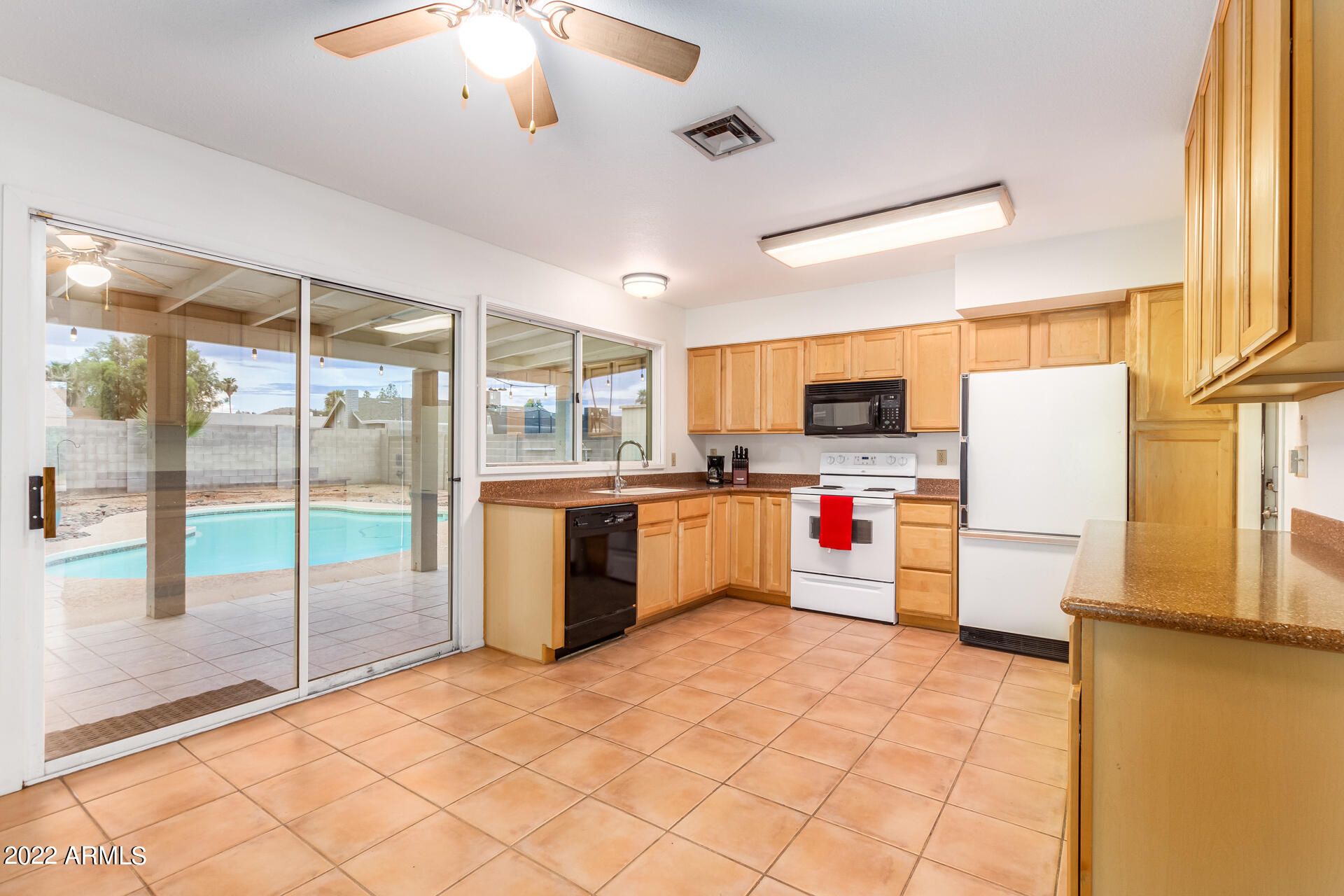 2101 W GARDEN Drive