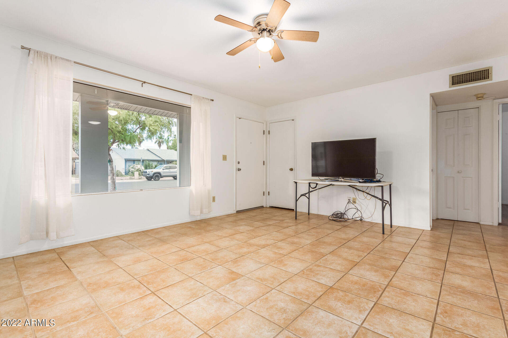 2101 W GARDEN Drive